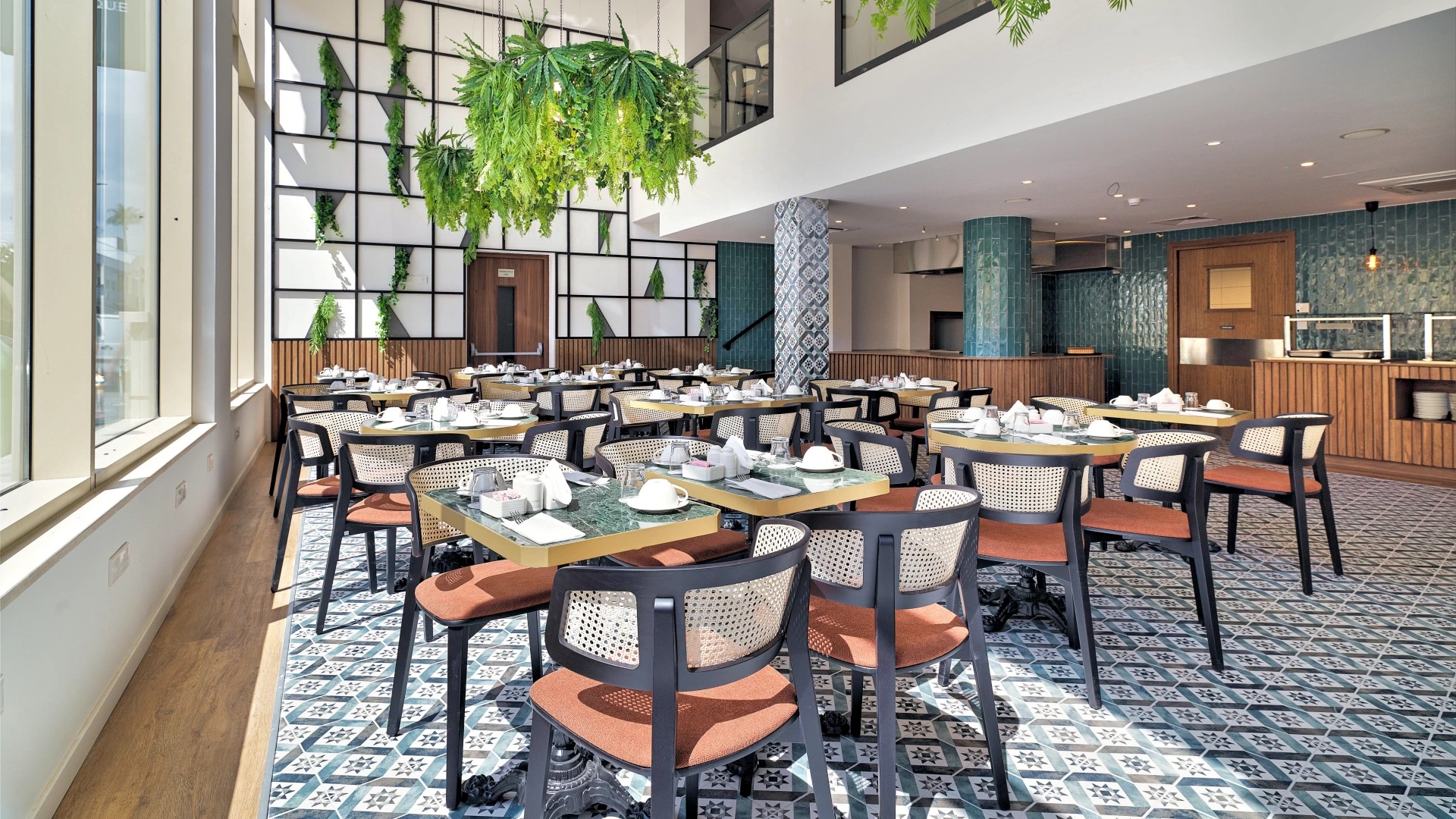 Leonarod Boutique Hotel Larnaca-Restoran.jpg