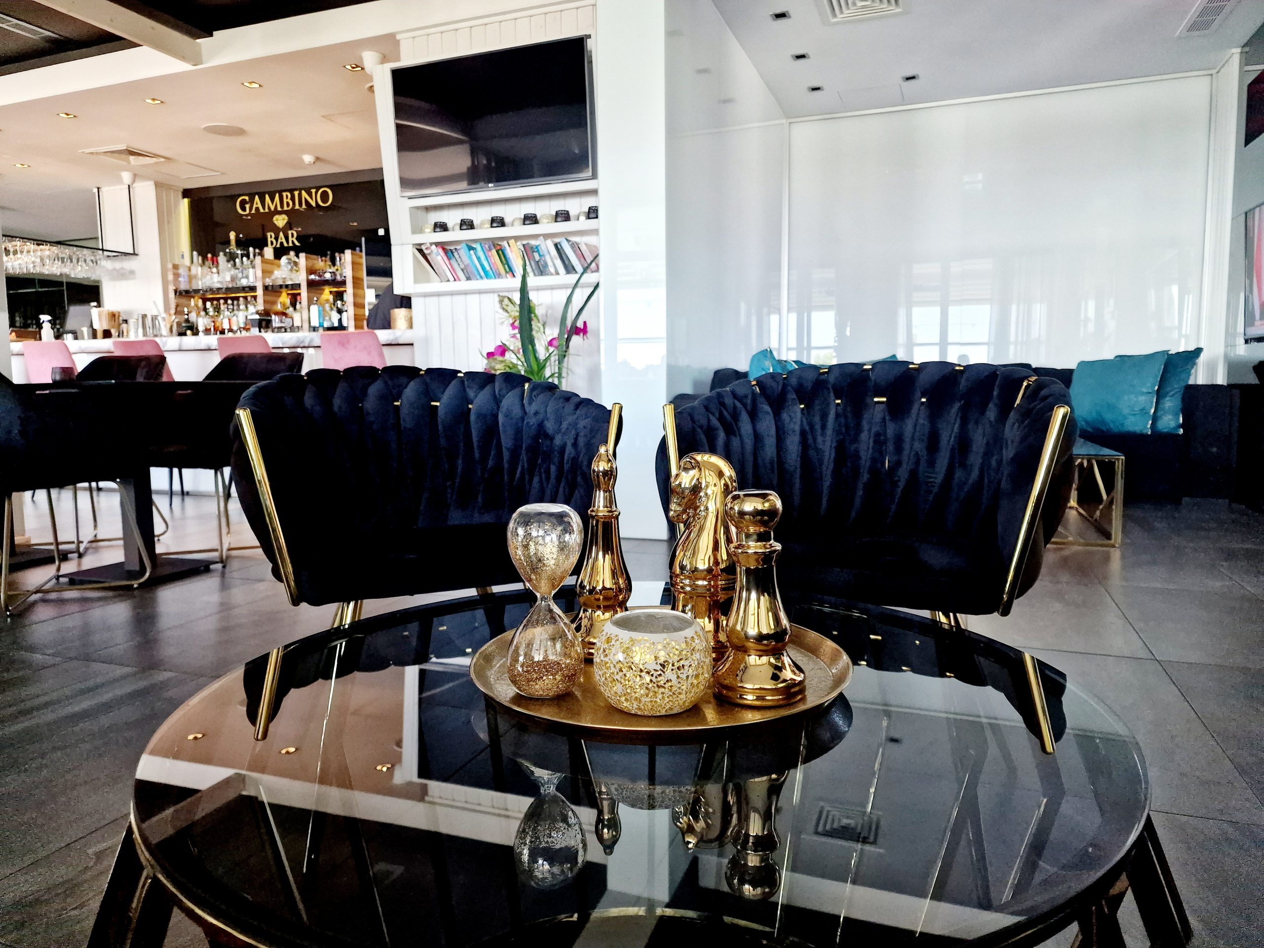 The Ciao Stelio Deluxe Hotel Larnaca-Lobby bar.jpg