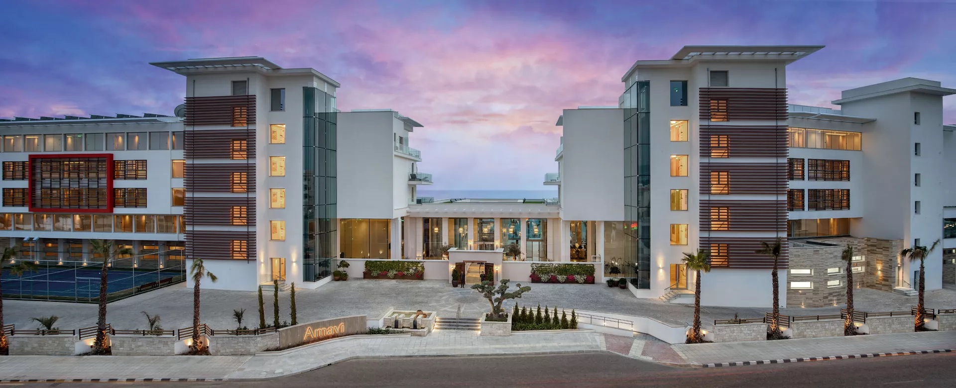 Amavi Hotel-Zgrada hotela.jpg