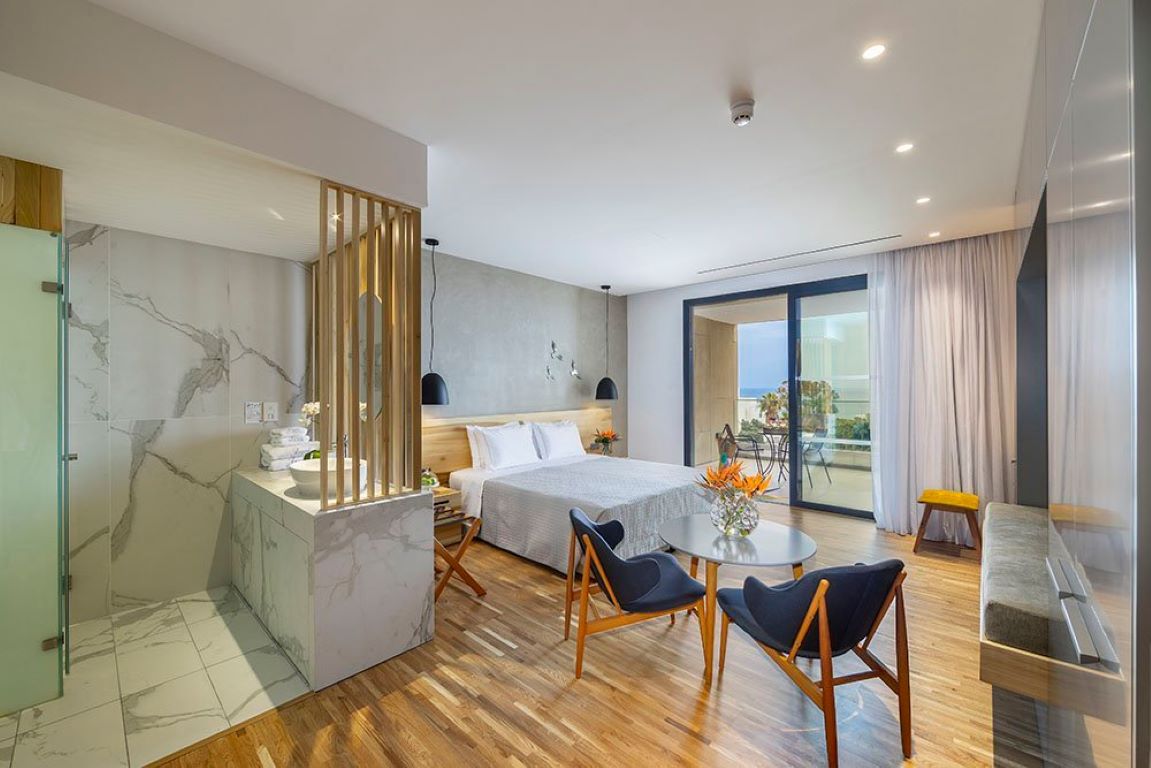 Anemi Hotel & Suites-Executive suite.jpg