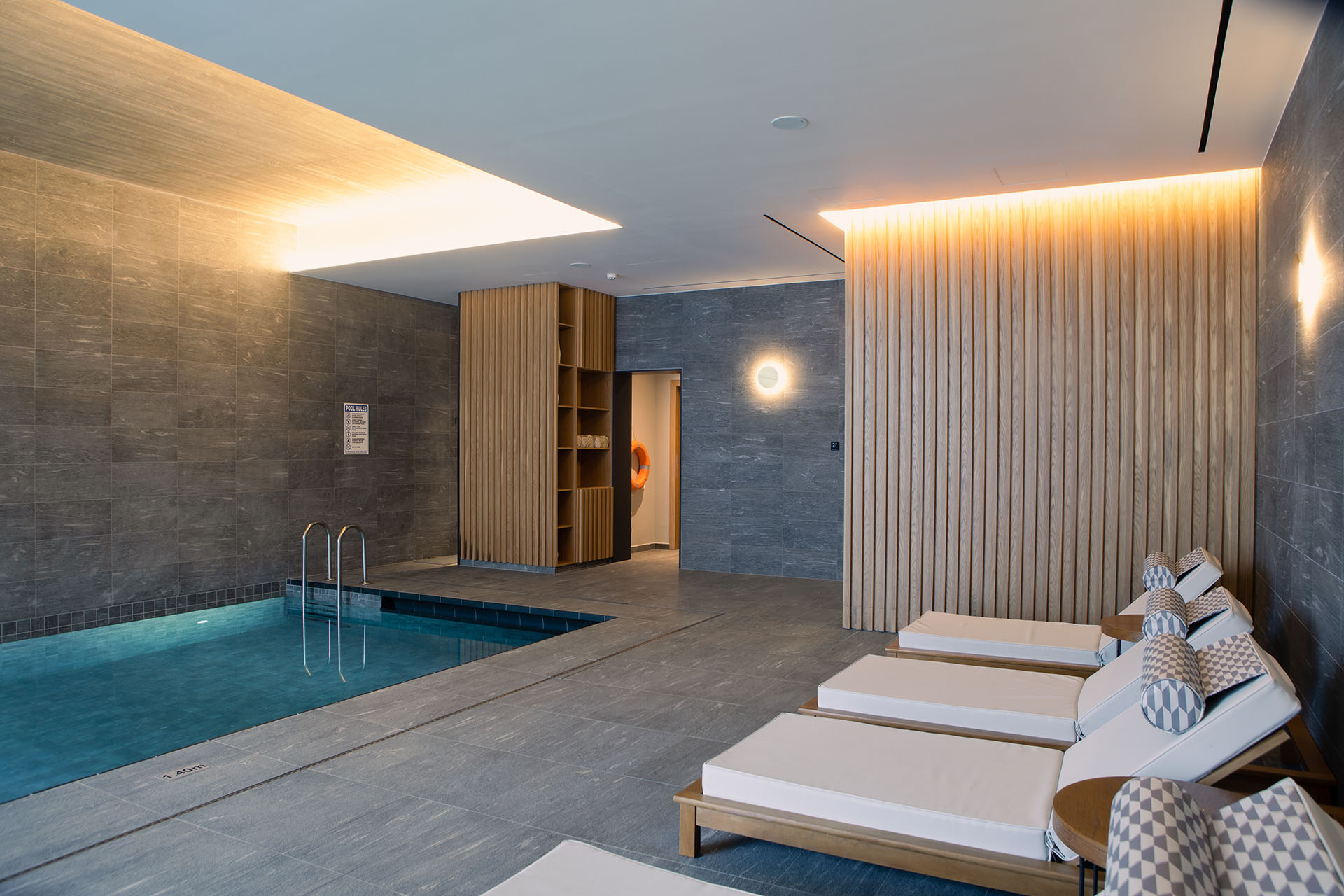 Anemi Hotel & Suites-Unutrasnji bazen.jpg