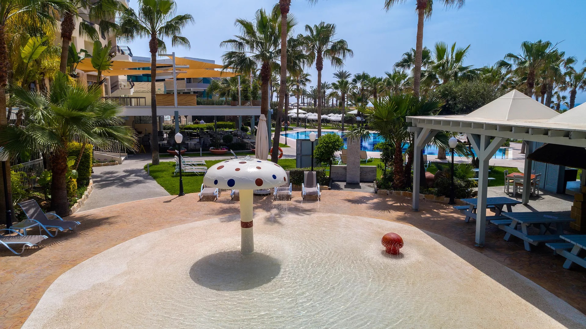 Aquamare Beach Hotel & Spa-Decija zona.jpg