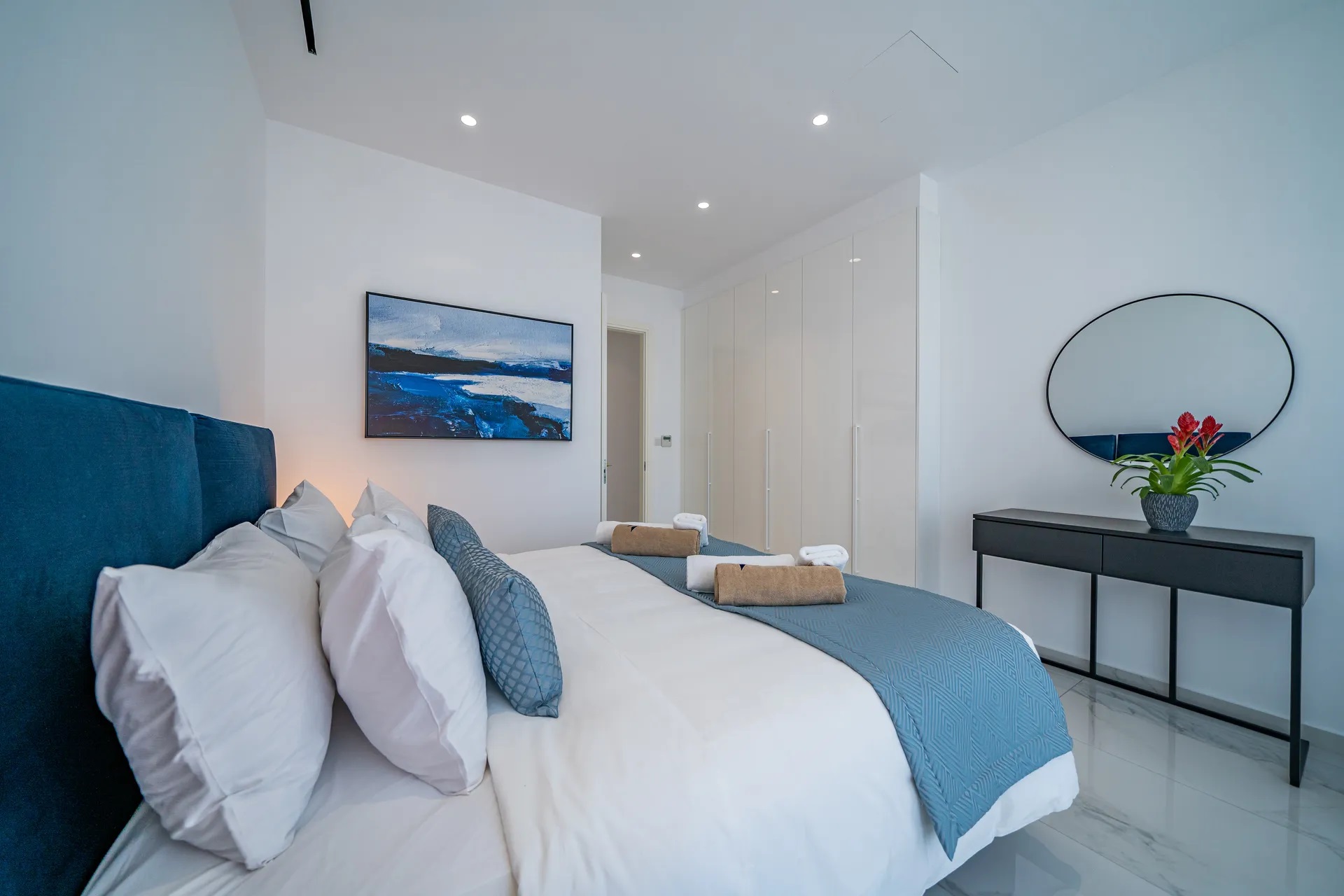 The Palmiers Hotel-Dvosoban apartman pogled bazen.jpg