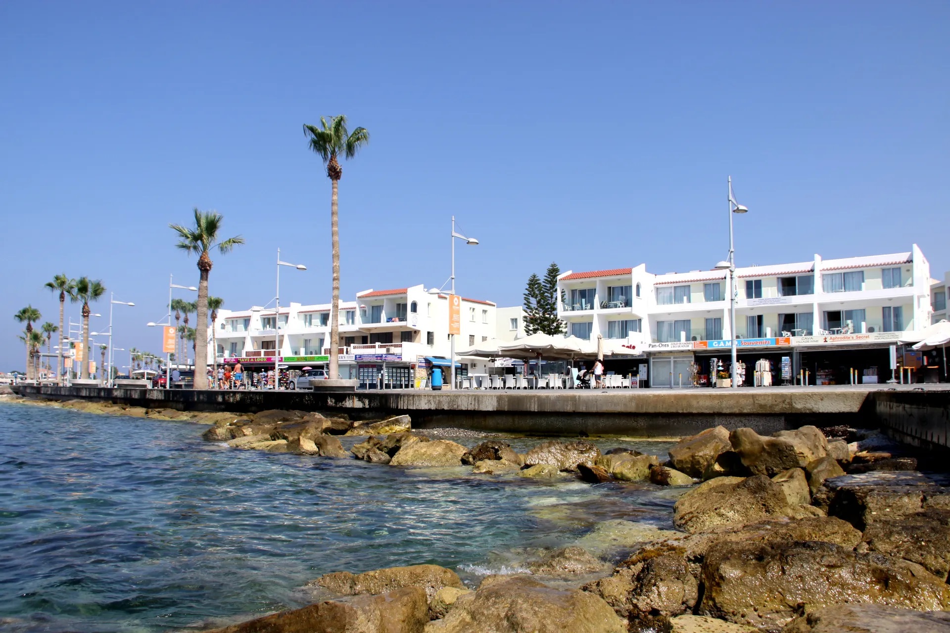 Paphinia SeaView Apartments-Hotel spolja.jpg