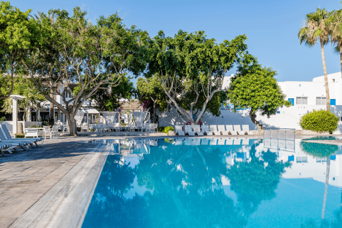 Aliathon Aegean Paphos Hotel-Bazen.png