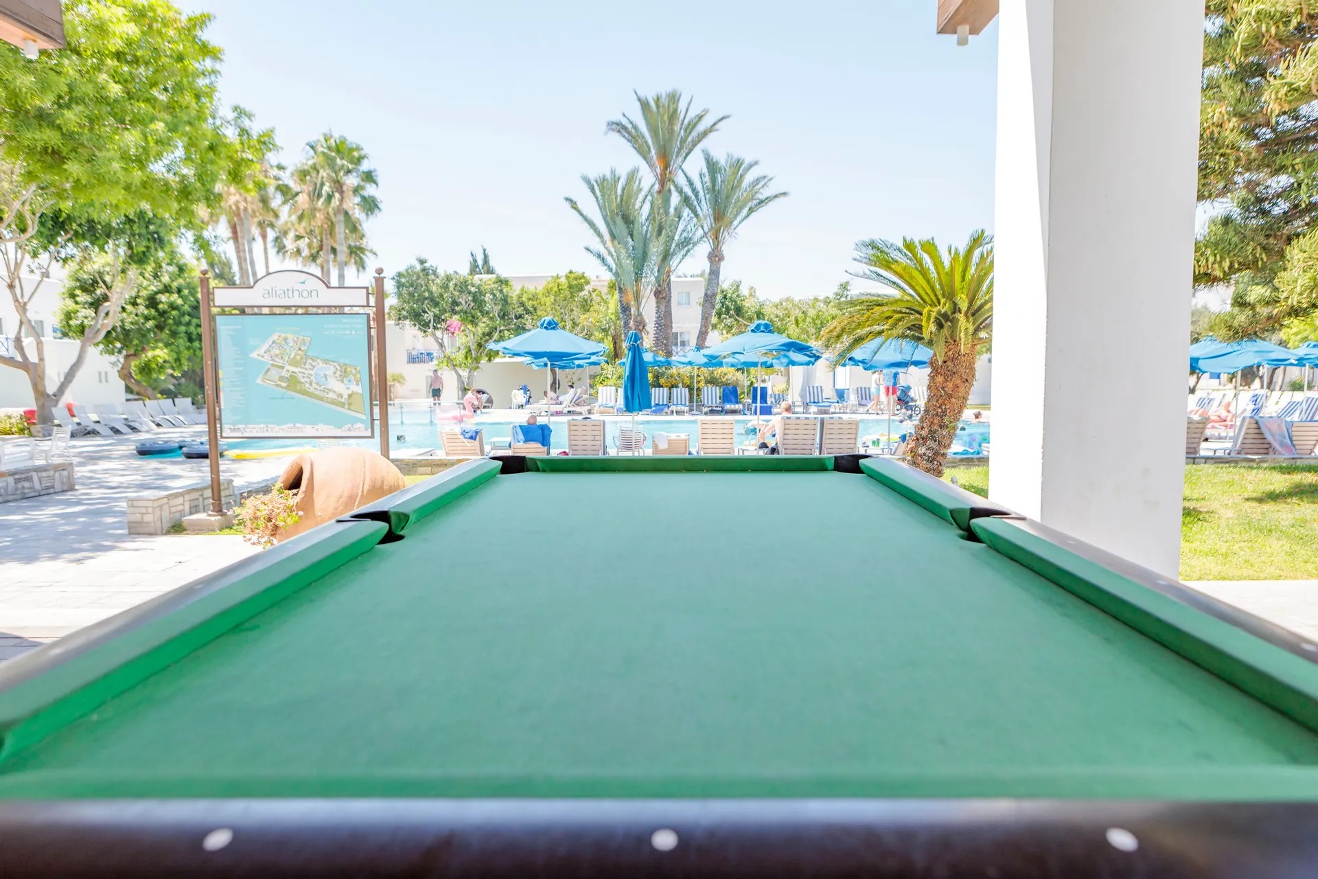 Hotel Aliathon Aegean Paphos-Bilijar.jpg