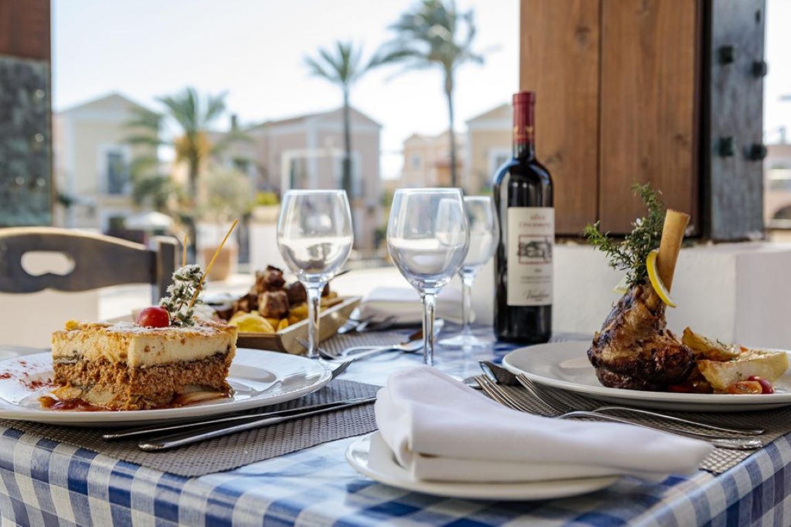 Aliathon Ionian Paphos Hotel-Grcki restoran.jpg