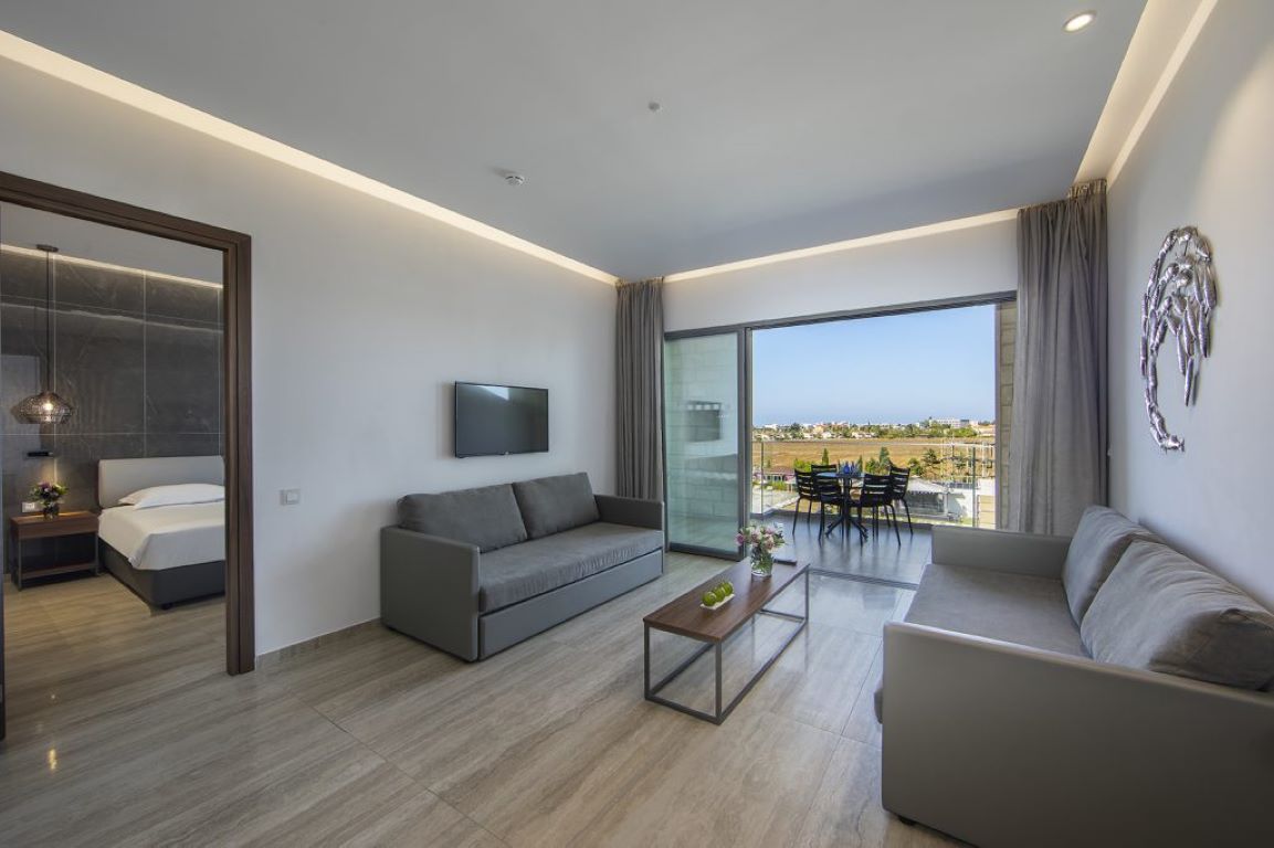 Aliathon Ionian Paphos-Superior jednosoban suite.jpg