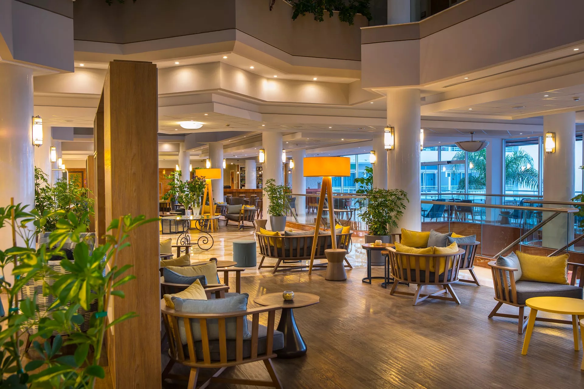 Hotel Leonardo Cypria Bay-Lobby.jpg