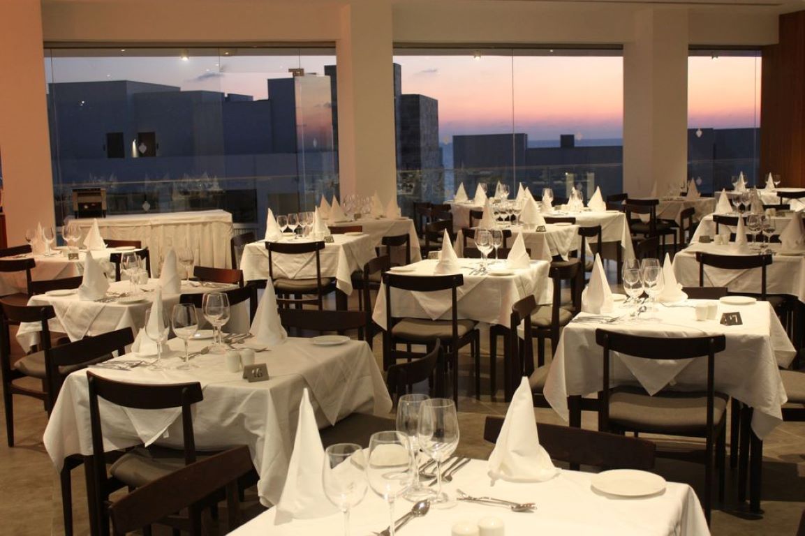 Gold Lagoon Kosher Hotel-Restoran.jpg