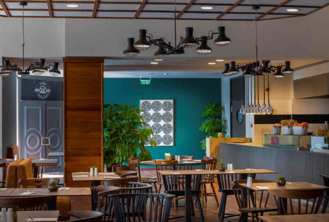 Leonardo Laura Beach & Splash Resort-Burger house.jpg