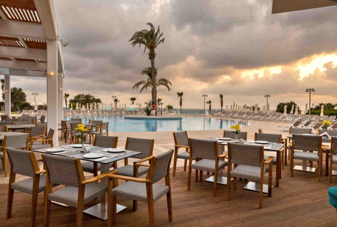 Leonardo Laura Beach & Splash Resort-Grcki restoran.jpg