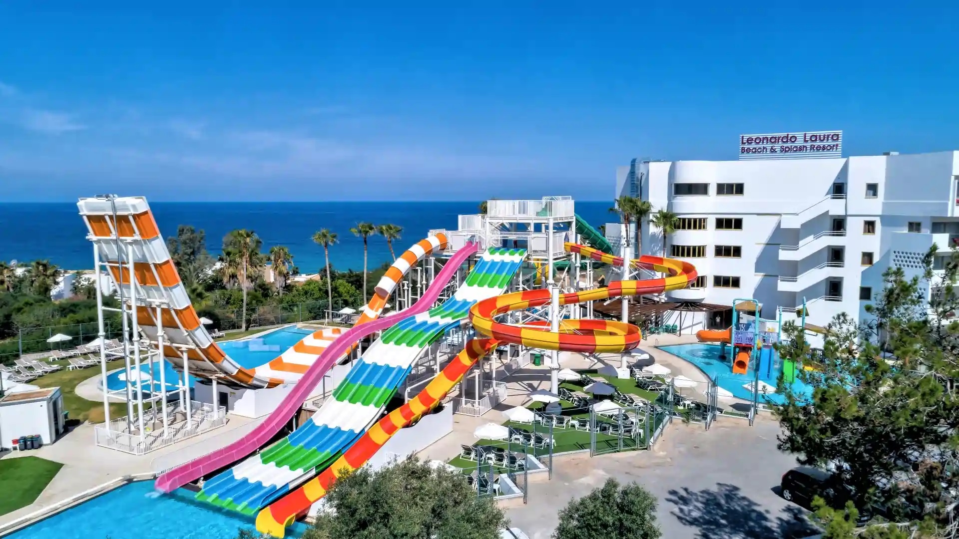 Leonardo Laura Beach & Splash Resort-Panorama hotela.jpg