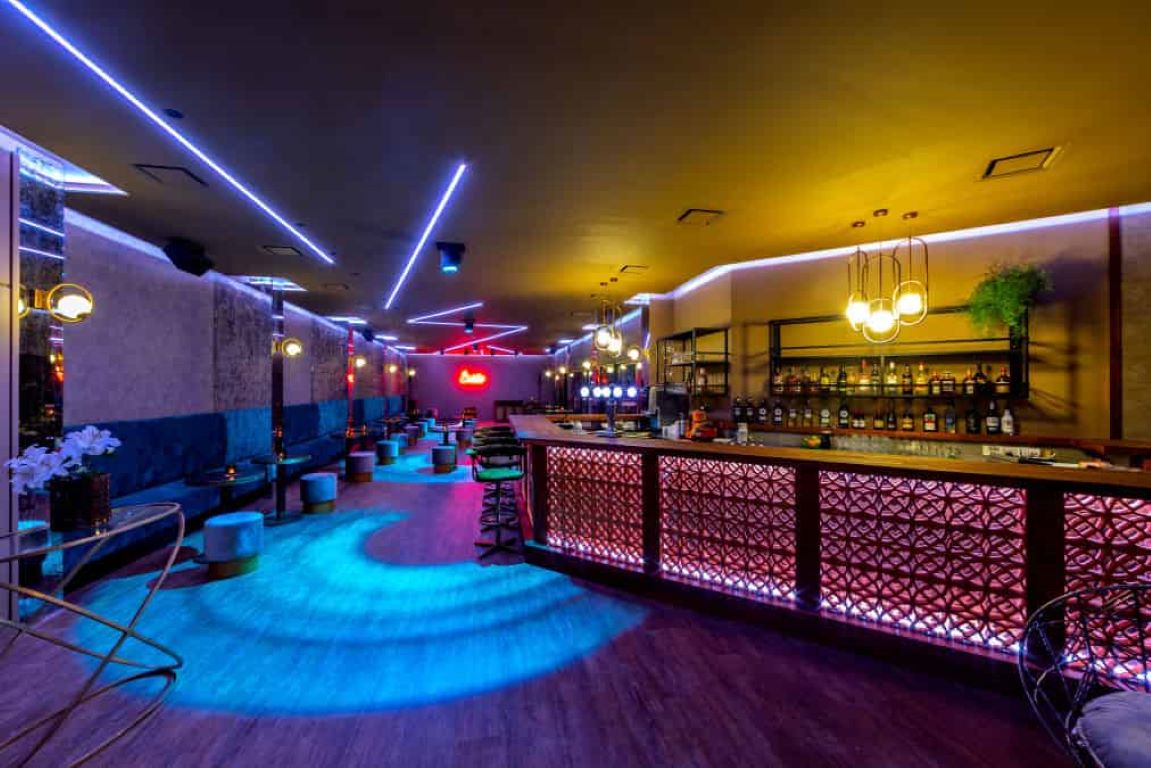 Leonardo Plaza Cypria Maris Beach Hotel & Spa-Nocni klub.jpg