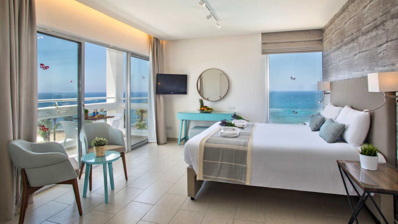 Leonardo Plaza Cypria Maris Beach Hotel & Spa-Predsednicki suite.jpg
