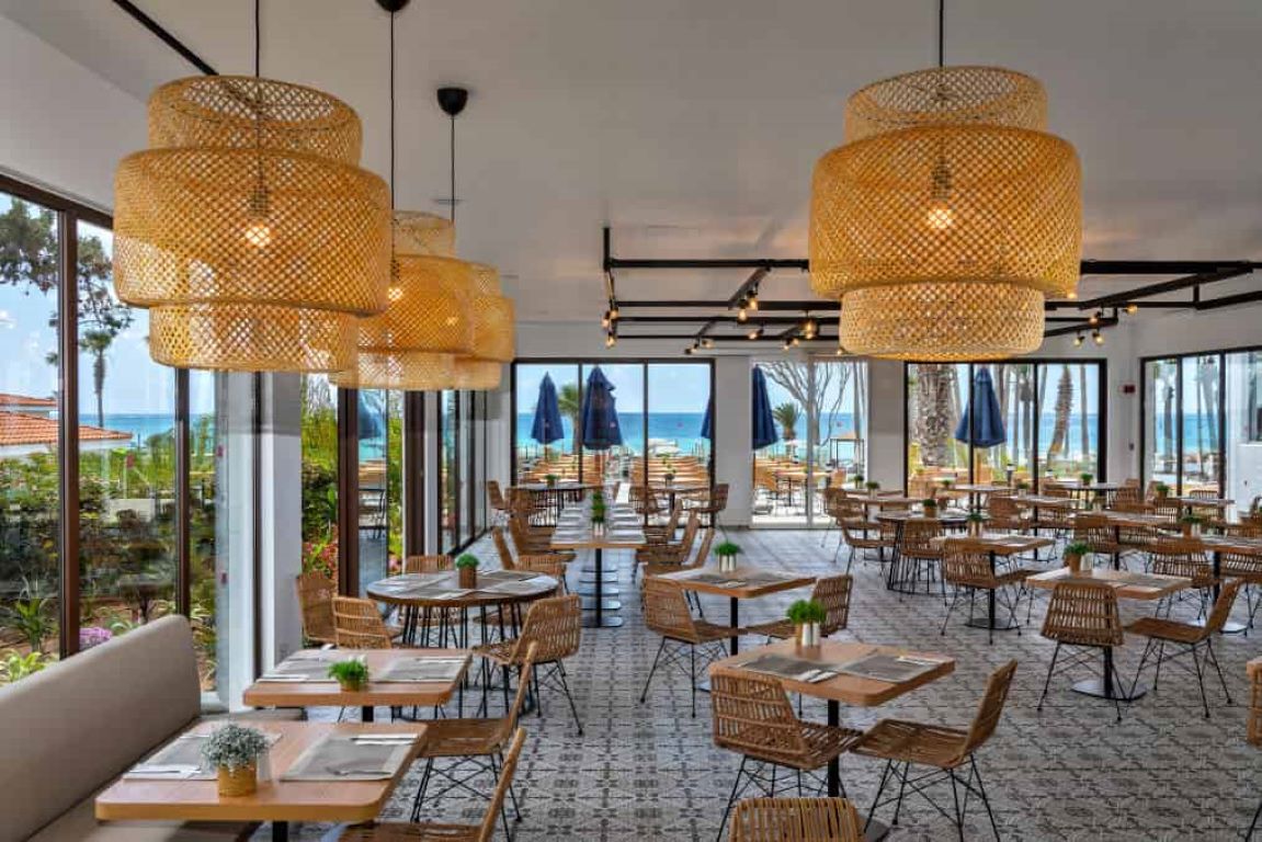 Leonardo Plaza Cypria Maris Beach Hotel & Spa-Restoran.jpg