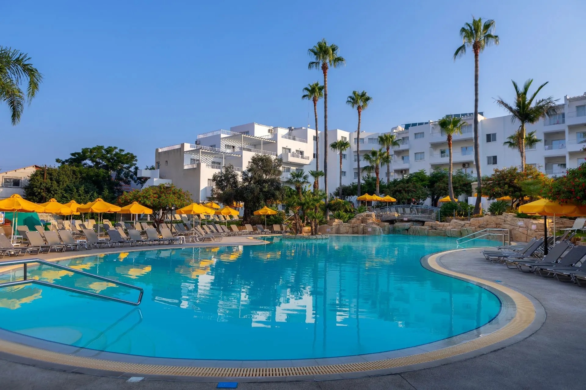 Mayfair Gardens Hotel-Kompleks hotela.jpg