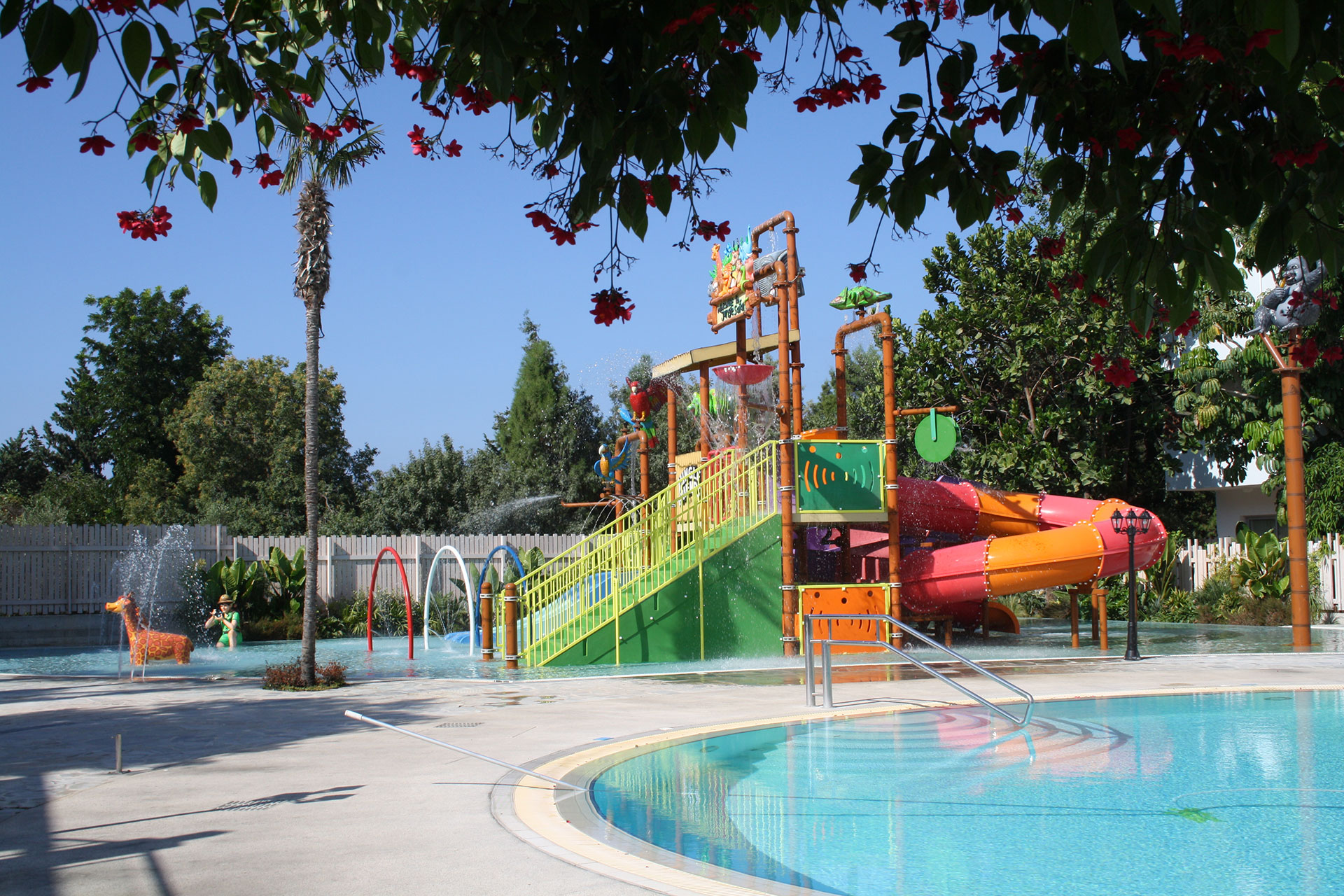 Mayfair Hotel-Aquapark.jpg