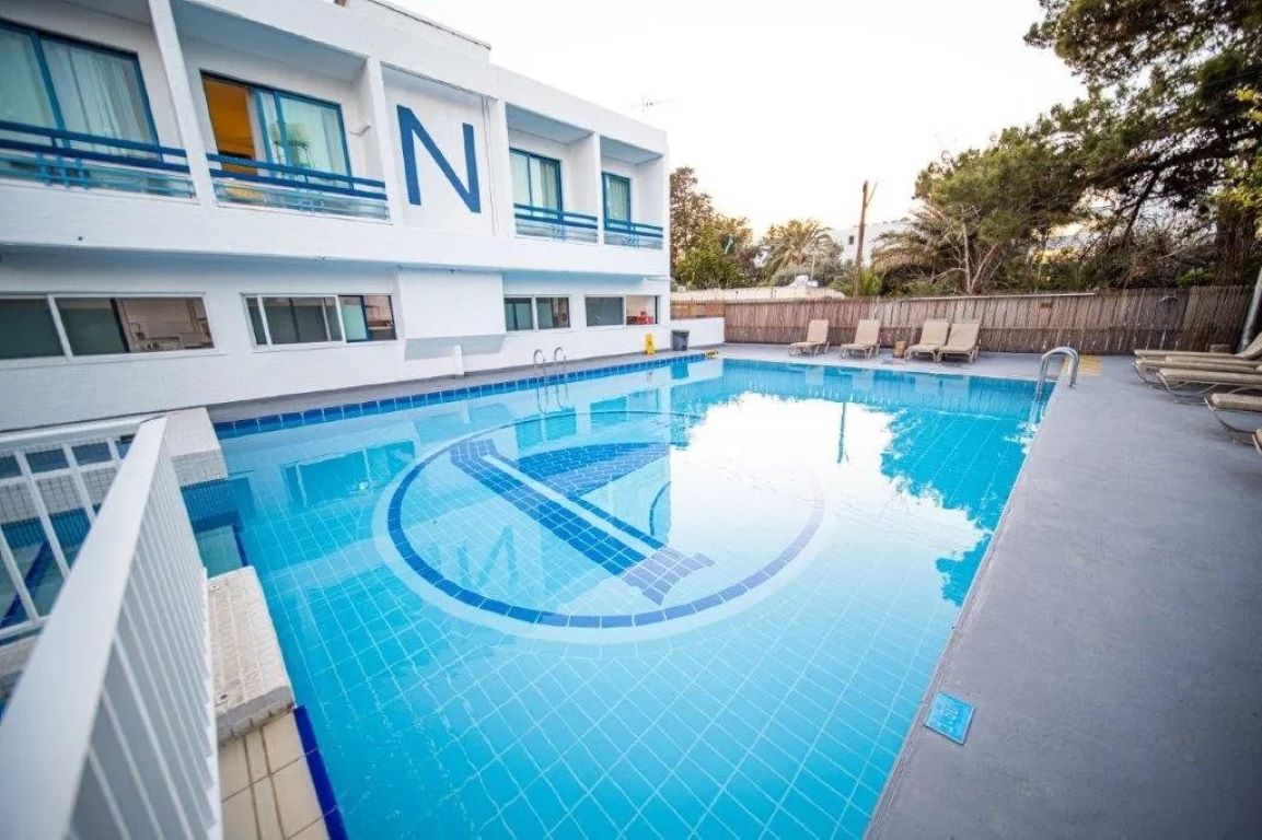 Hotel Nereus-Bazen.jpg