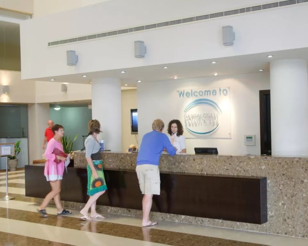 Capital Coast Resort & Spa-Recepcija.jpg