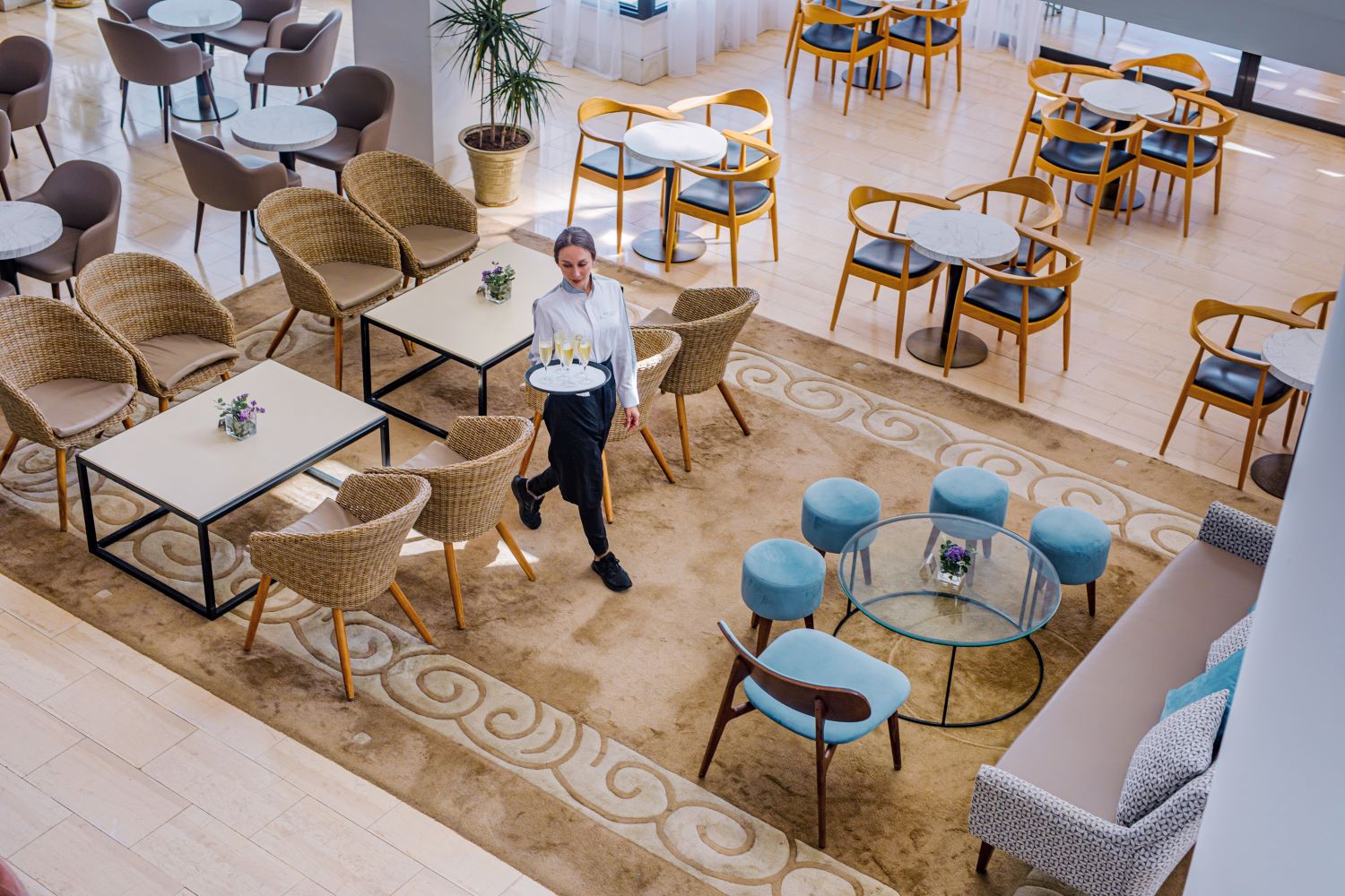 Hotel Louis Ledra Beach-Lobby bar.jpg