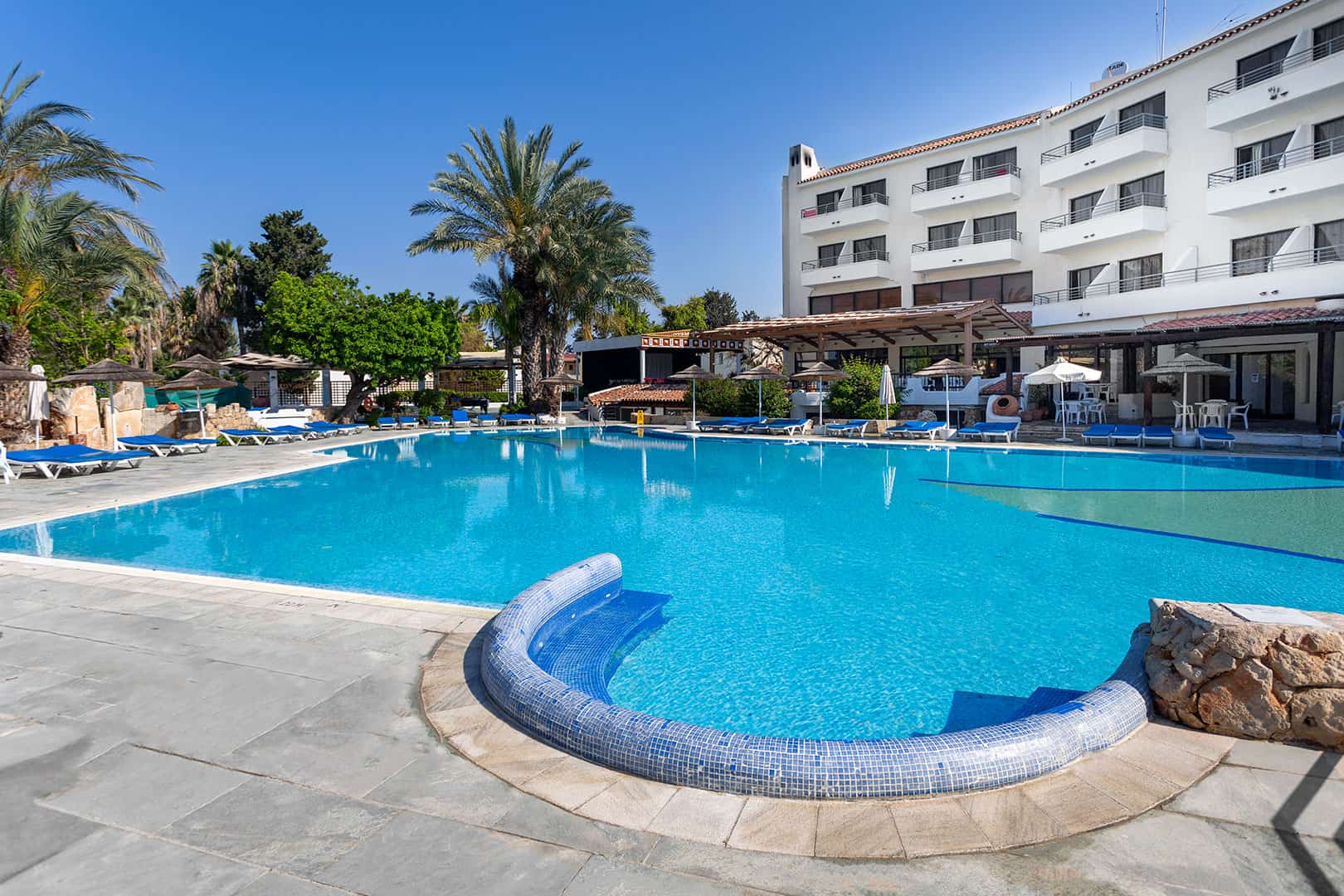 Paphos Gardens Holiday Resort Hotel-Kompleks hotela.jpg
