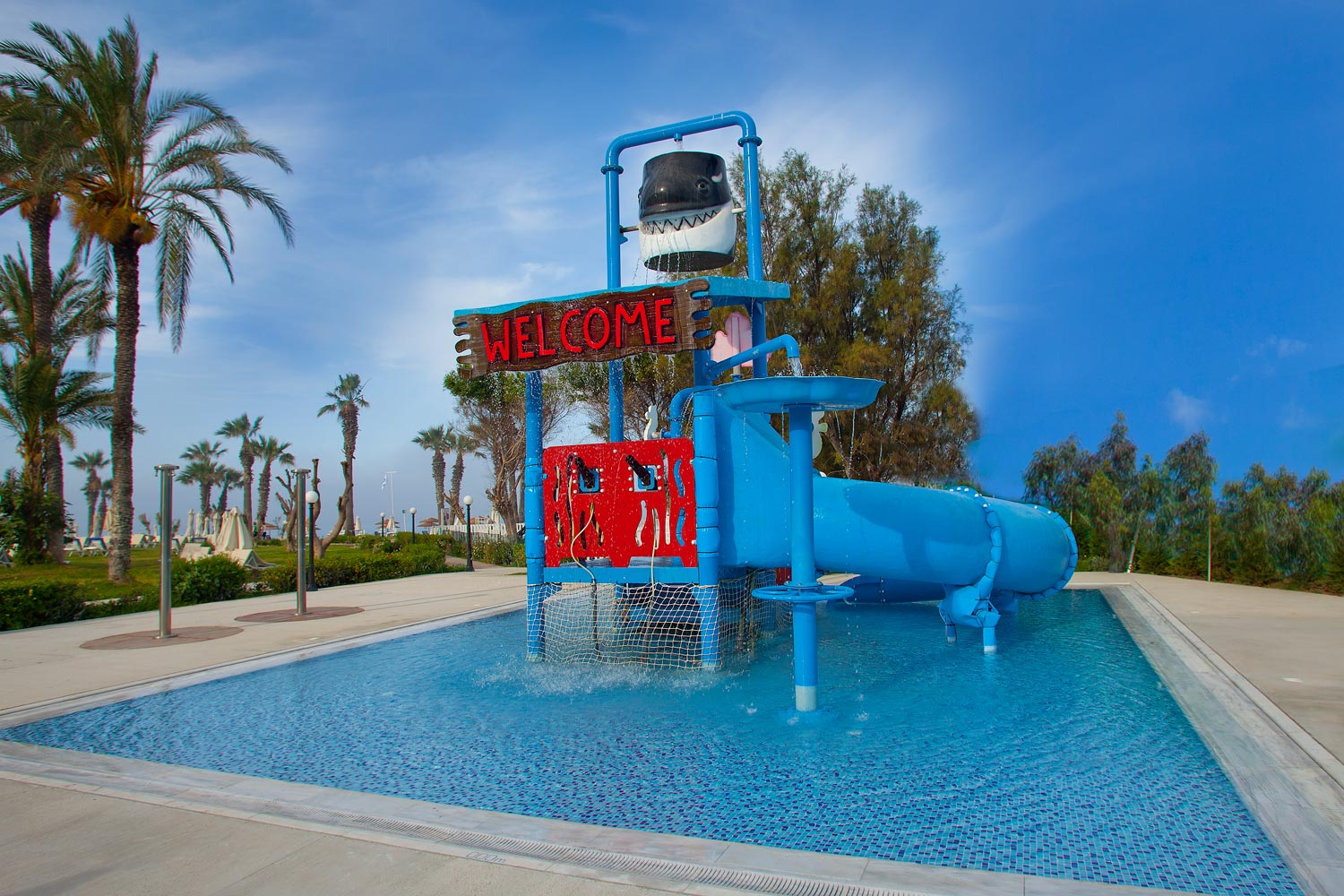 Louis Imperial Beach Hotel-Bazen za decu.jpg