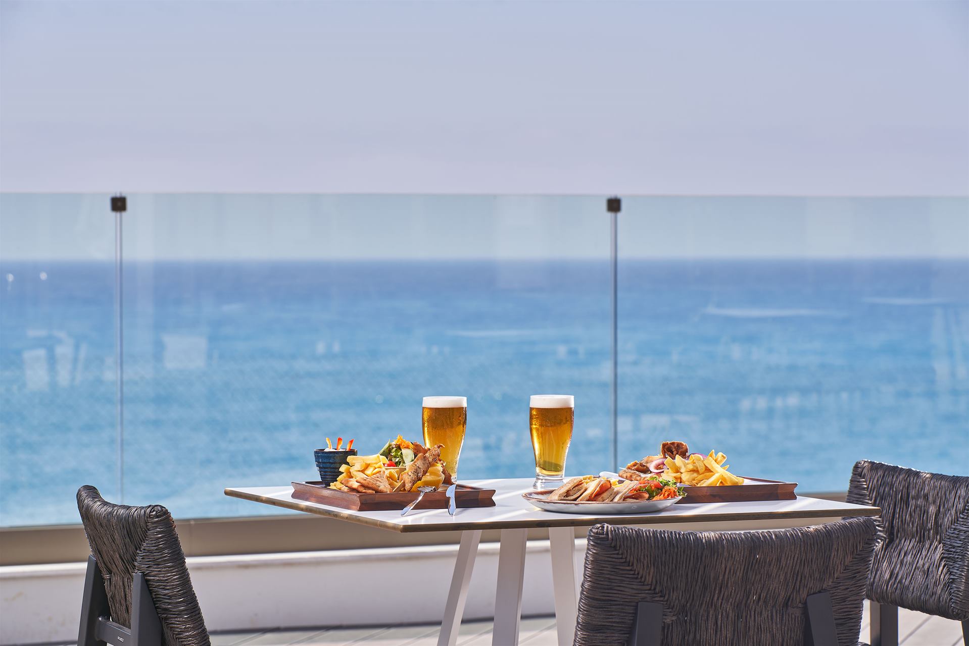 Atlantica Mare Village Paphos-Burger klub.jpg