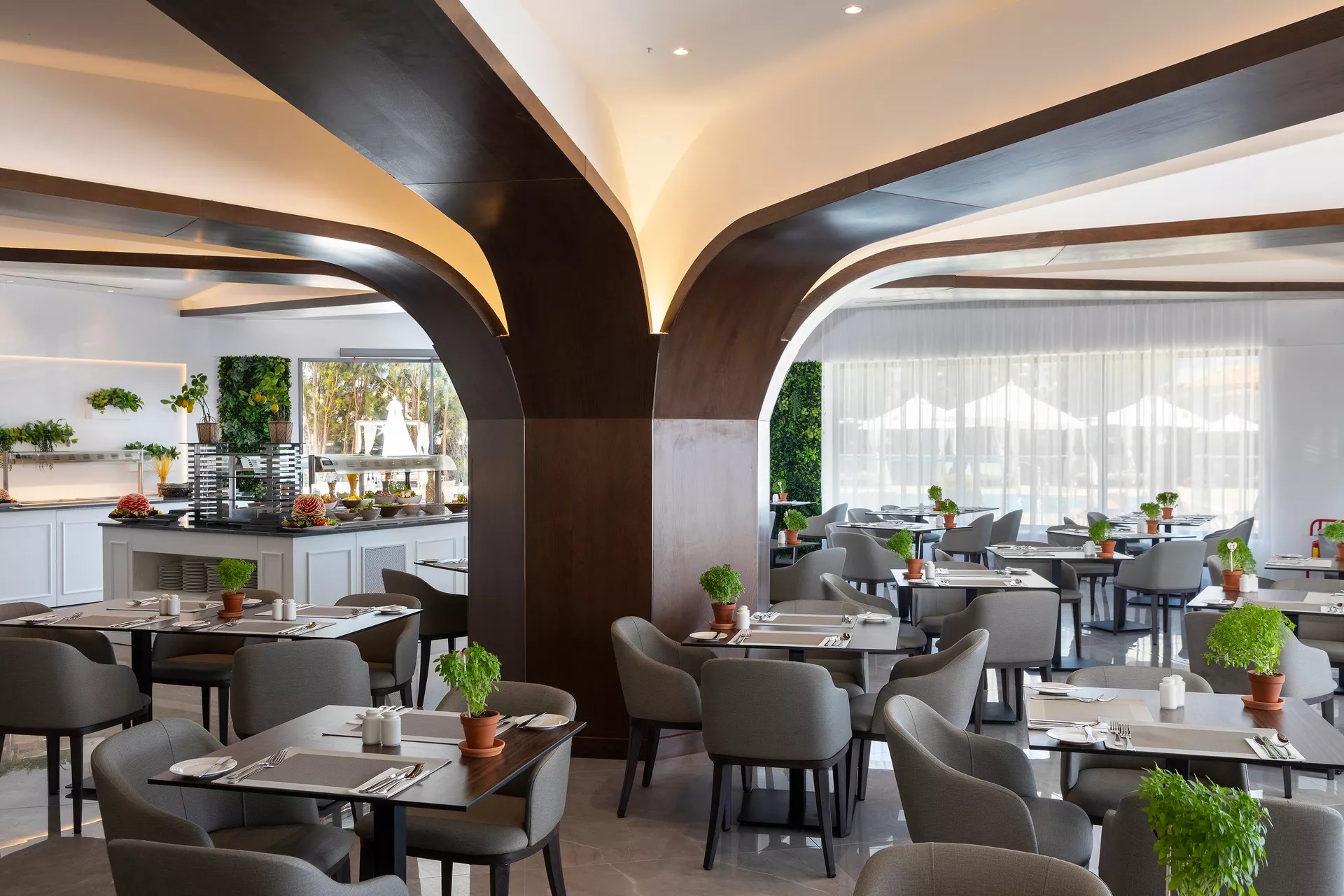 Leonardo Crystal Cove Hotel & Spa-Restoran.jpg