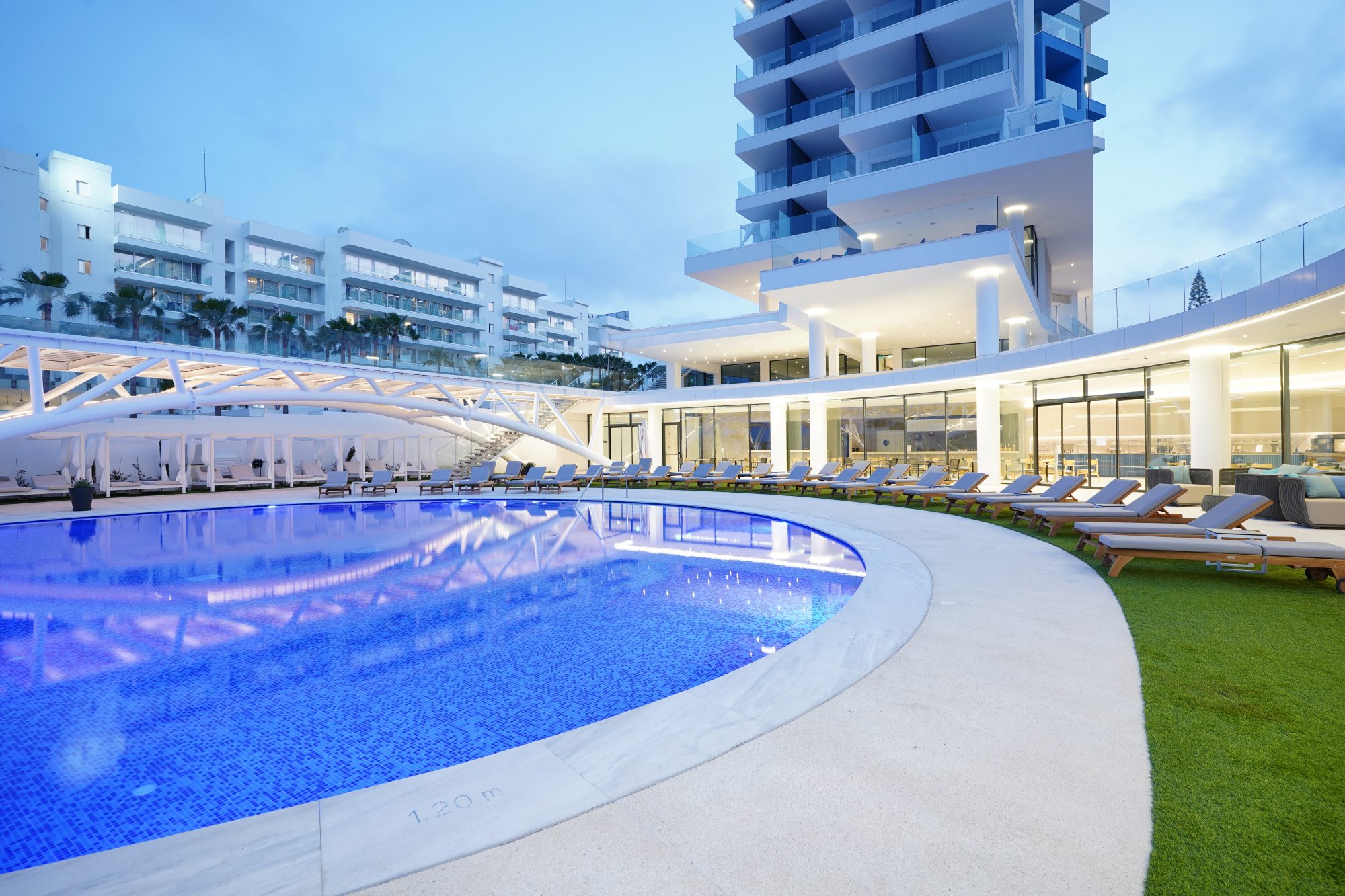 Flamingo Paradise Beach Hotel-Spoljasnji izgled.jpg