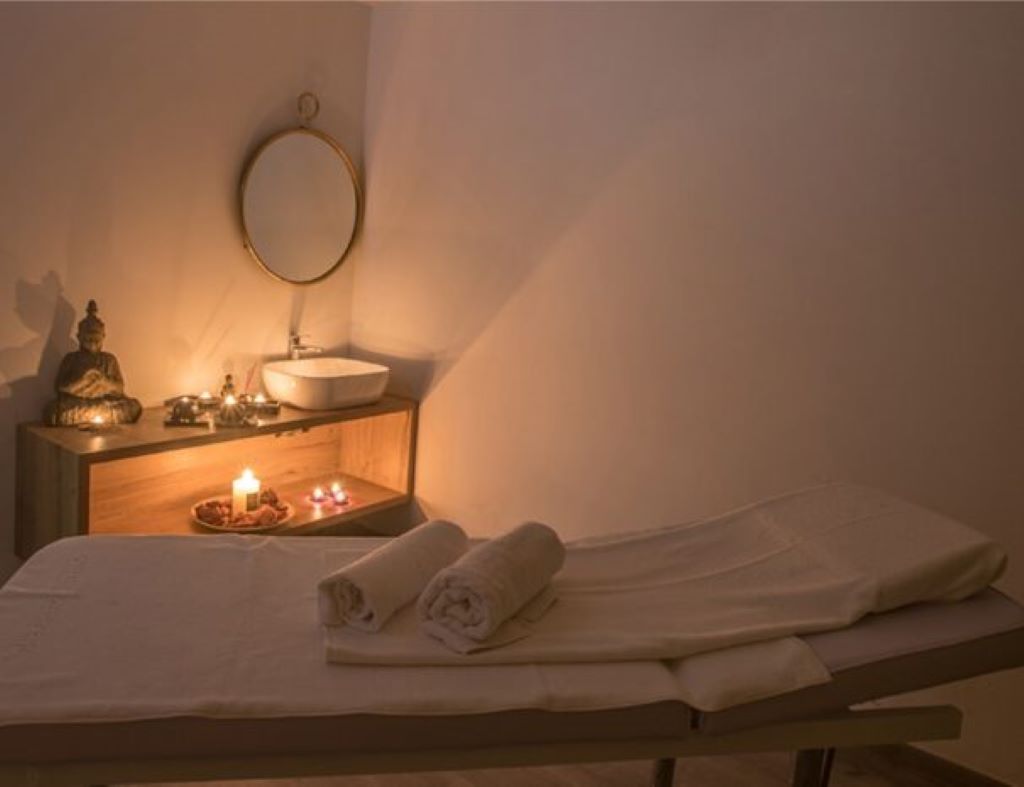 Bohemian gardens Hotel Paralimni-Masaza.jpg