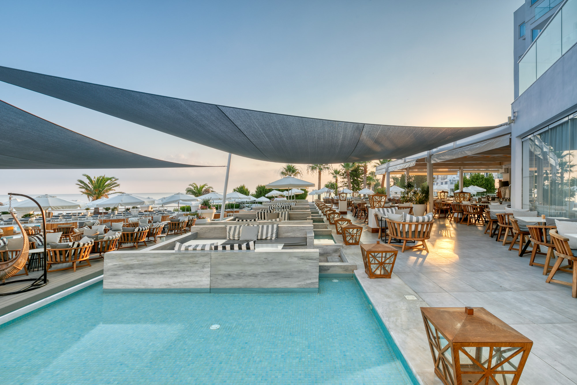 The King Jason Protaras-Lounge oblast.jpg