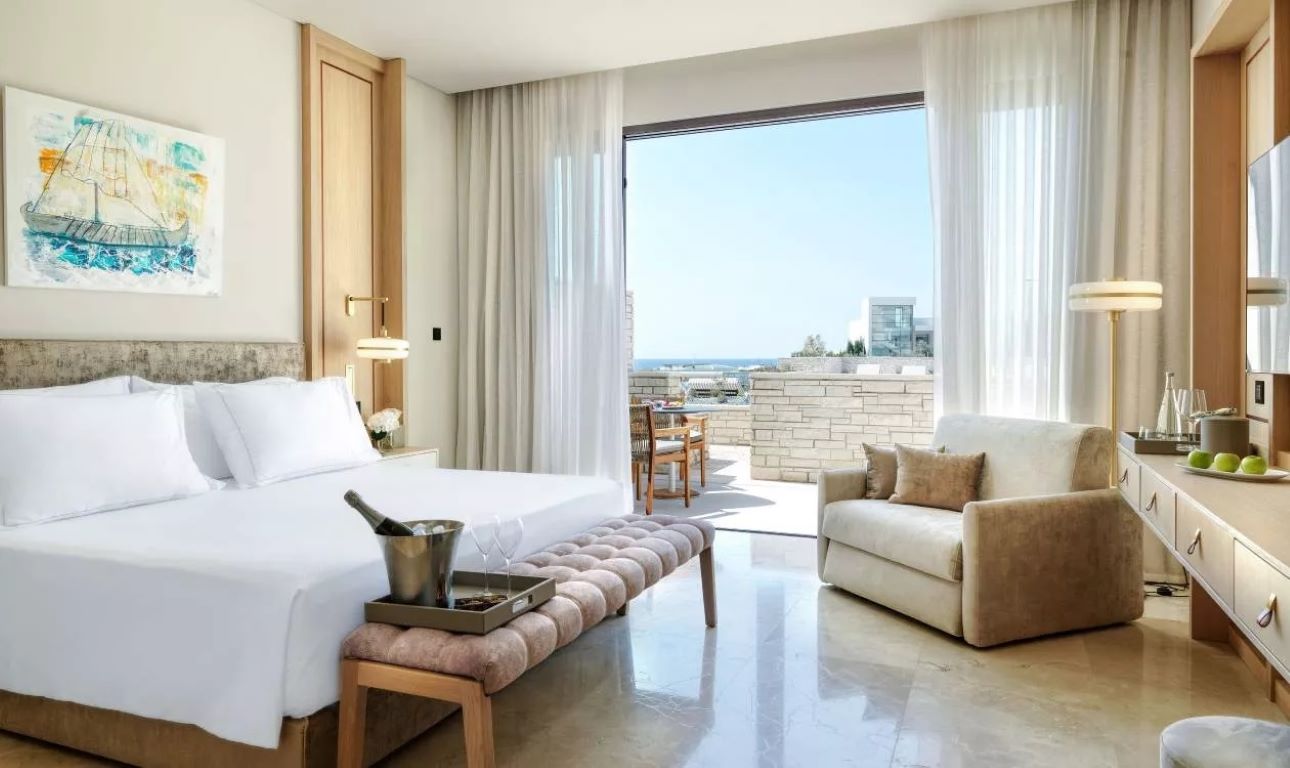 Cap St Georges Hotel & Resort-Cap Thalassa soba.jpg