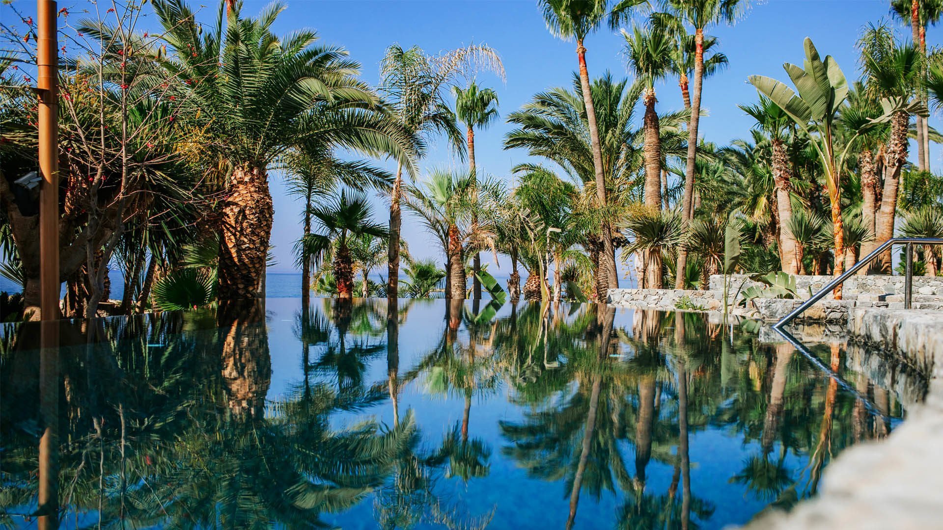 Amathus Beach Hotel Limassol-Bazen.jpg