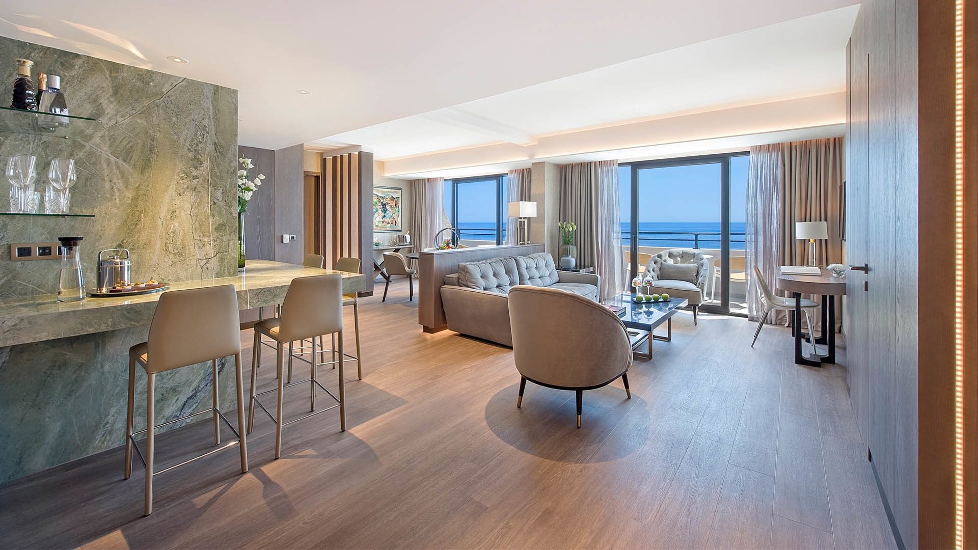 Amathus Beach Hotel Limassol-Grand suite pogled more.jpg