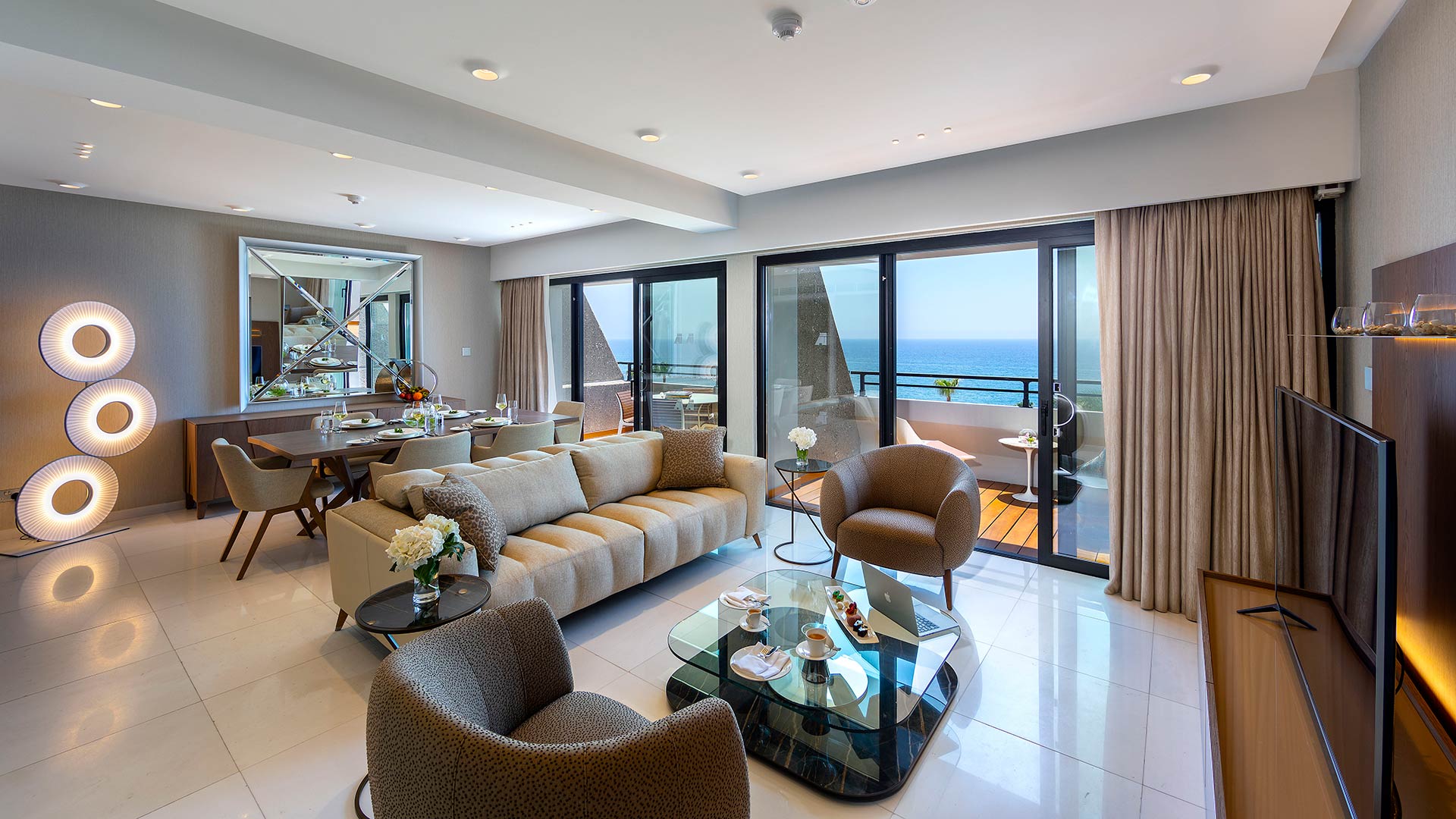 Amathus Beach Hotel Limassol-Predsednicki suite.jpg