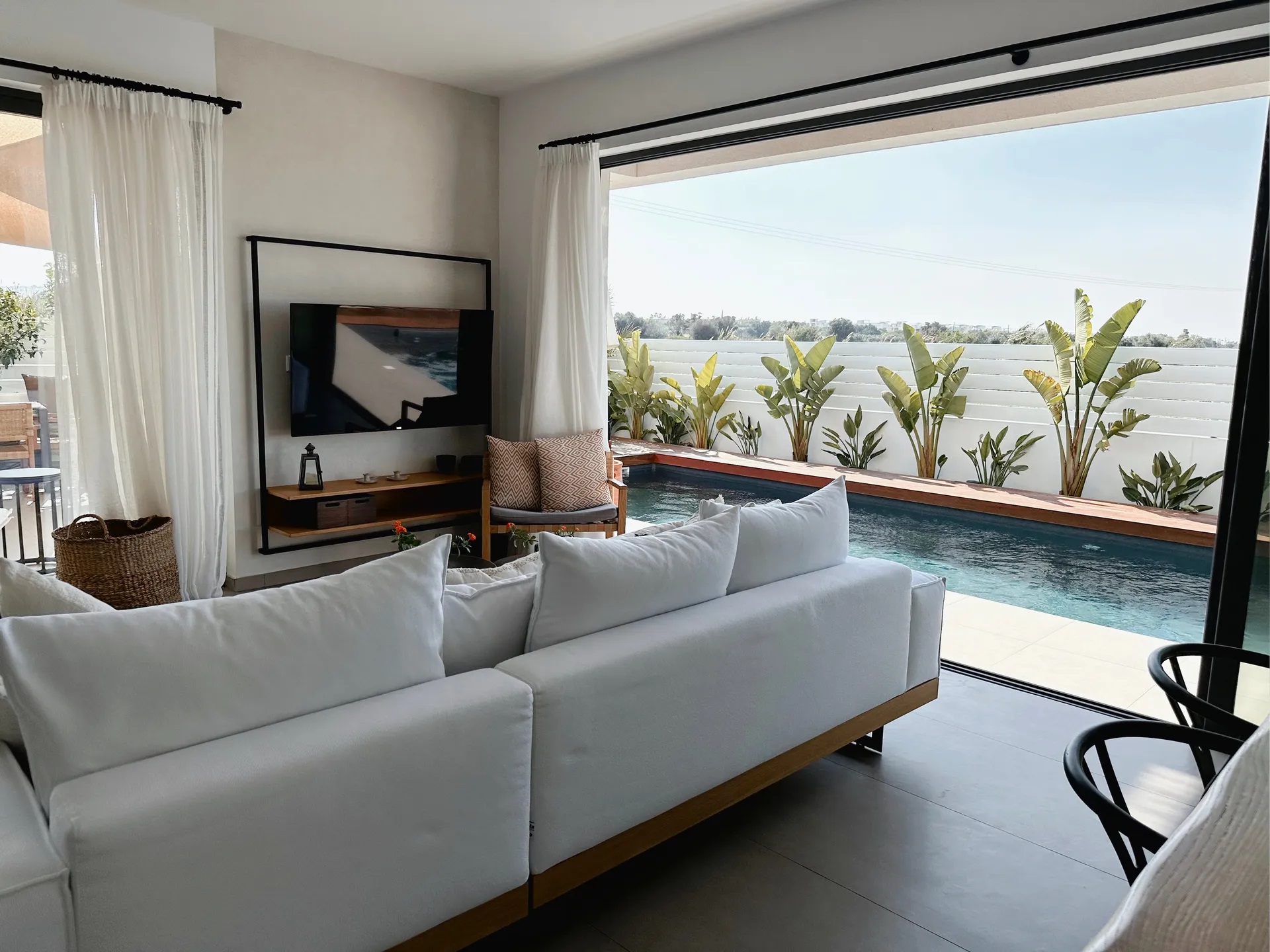 Lora Pearl Luxury Villa-Dnevna soba.jpg