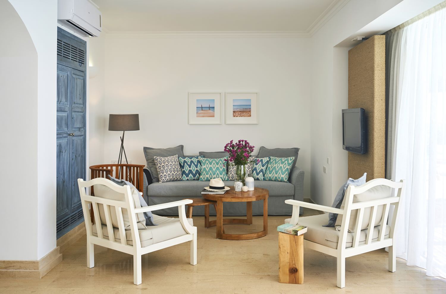 Nausicaa Luxury Villas-Trosobna vila dnevna soba.jpg