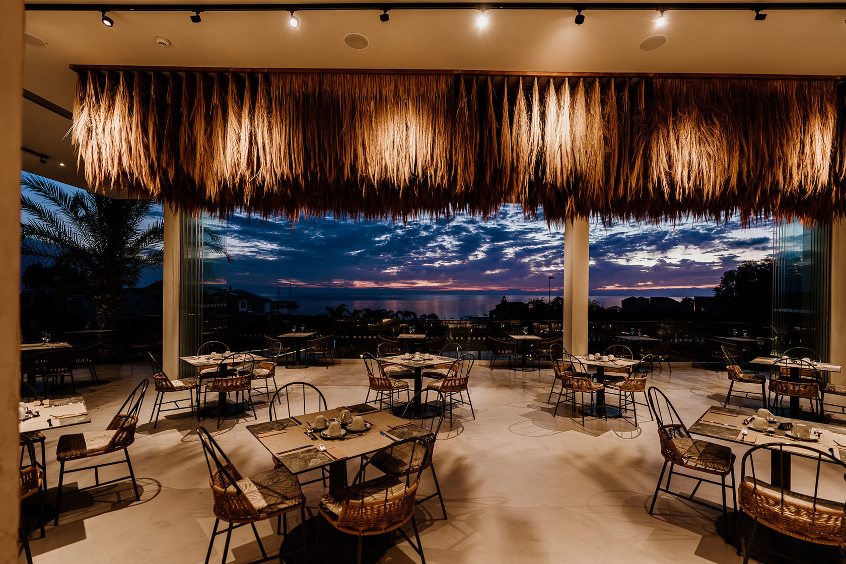Cavo Zoe Seaside Hotel Protaras-Terasa restorana.jpg