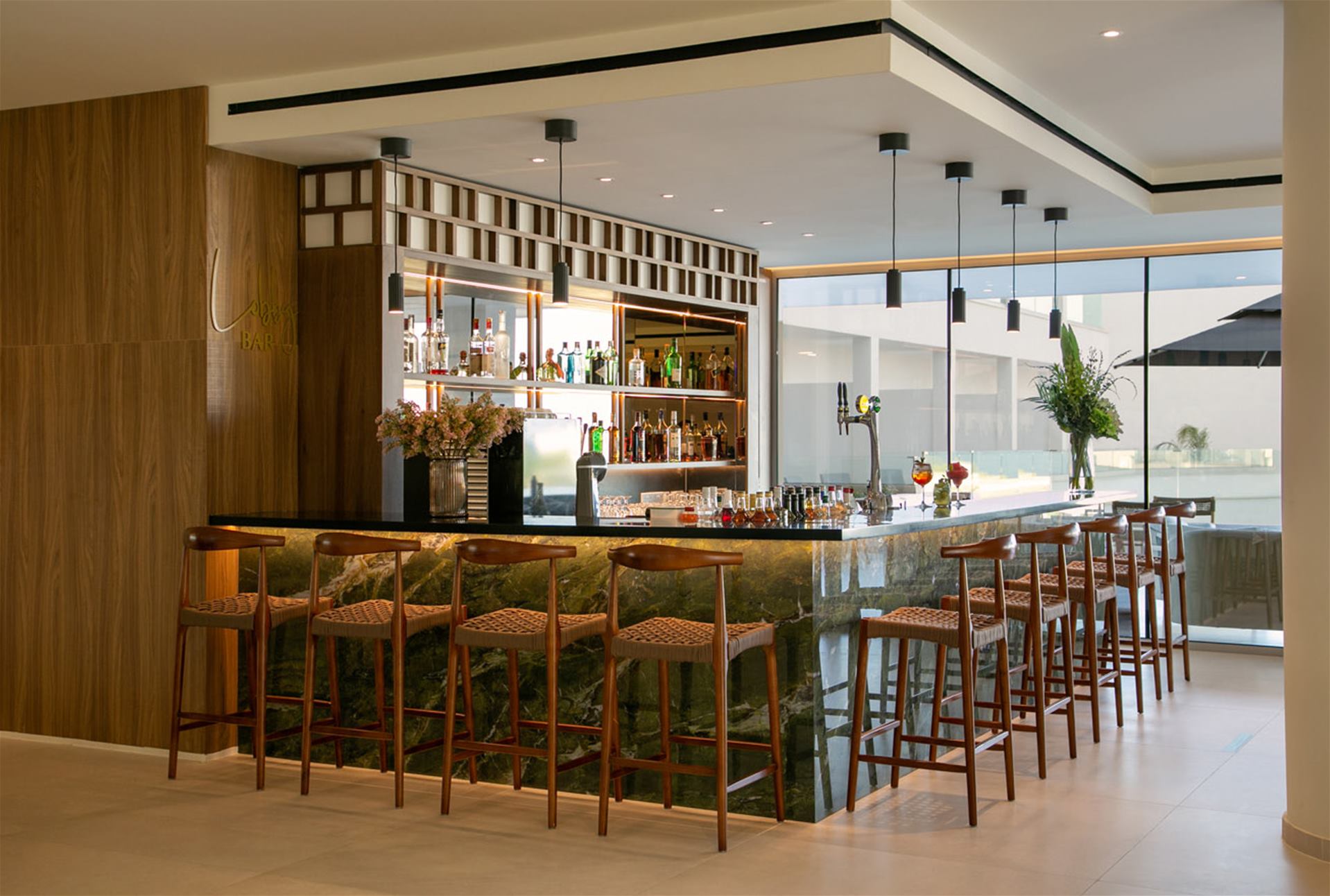 Hotel Atlantica Aqua Blue-Lobby bar.jpg
