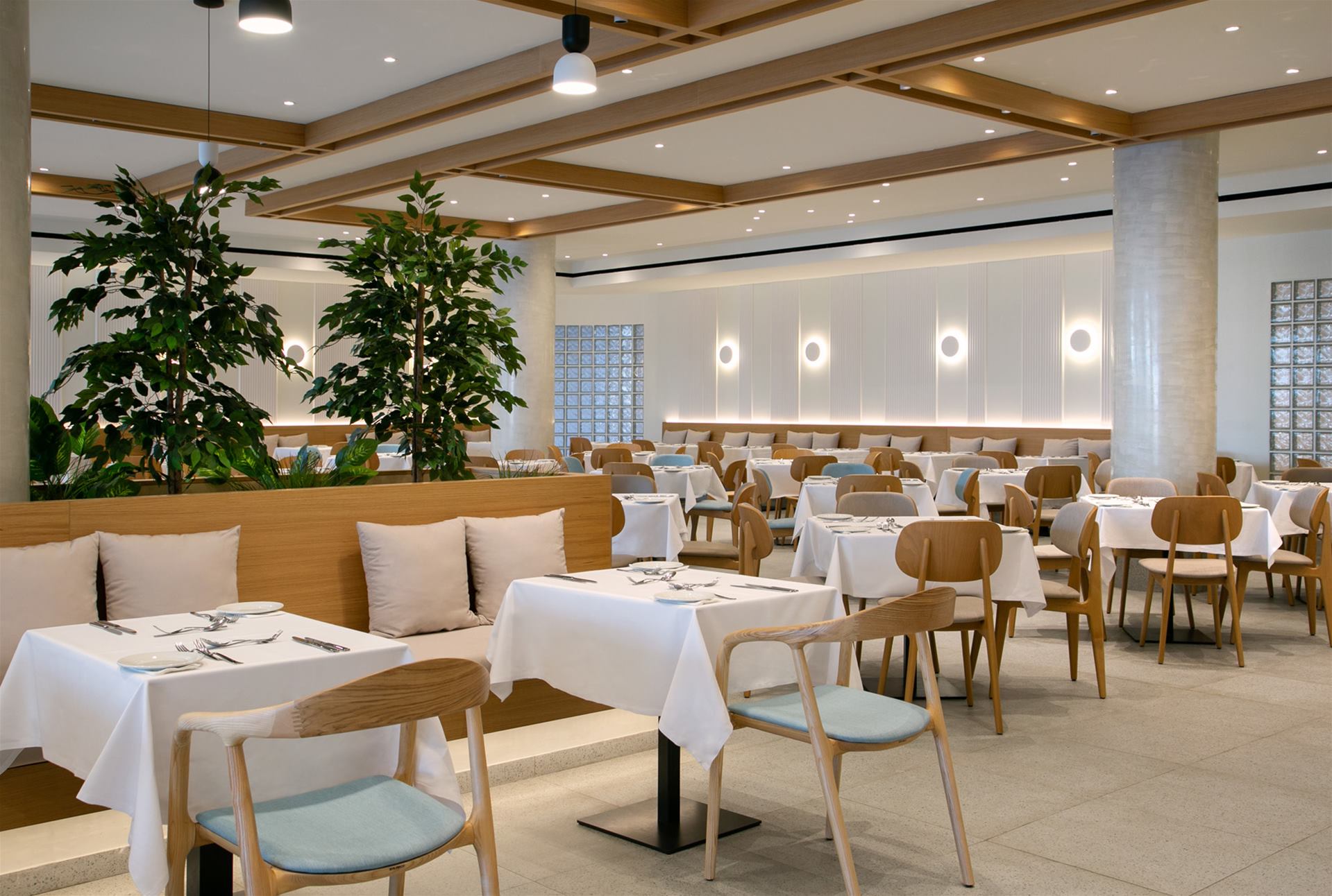 Hotel Atlantica Aqua Blue-Restoran.jpg