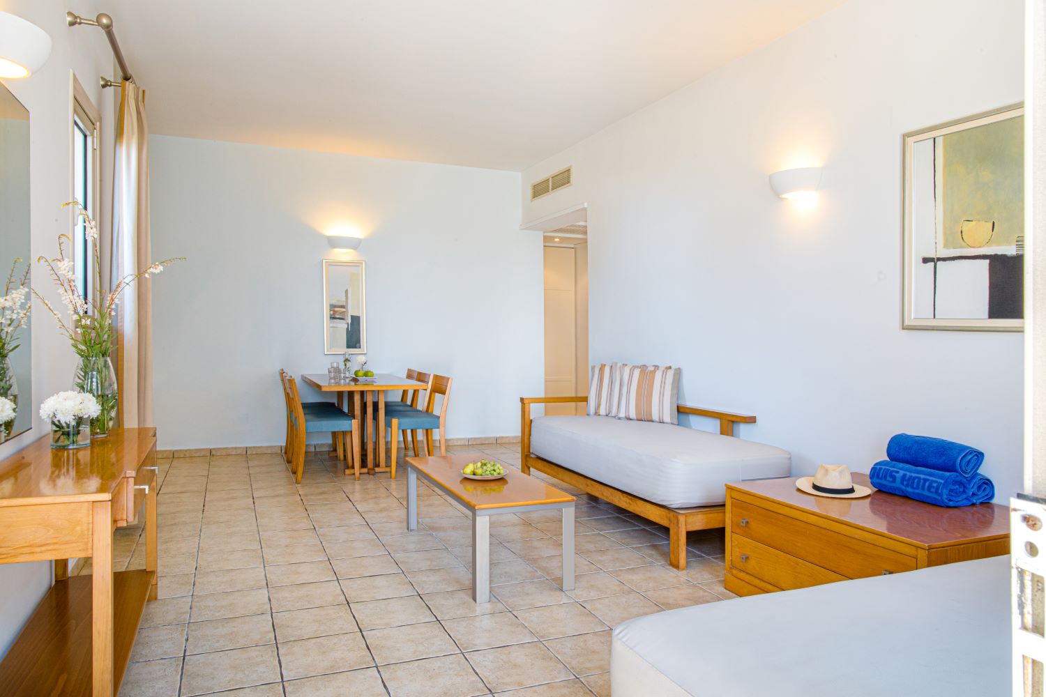 Louis Althea Beach-Dvosoban suite.jpg