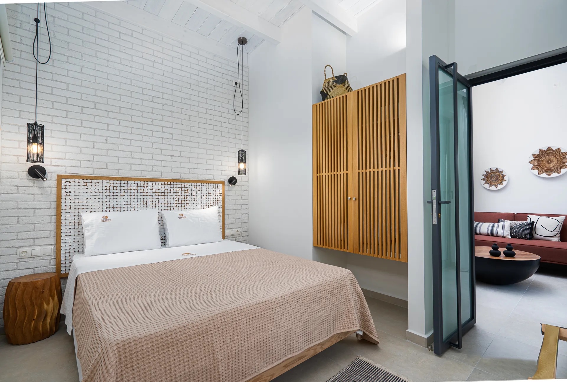 Funtuki Seaside Apartments Leptokarya-Deluxe suite.jpg