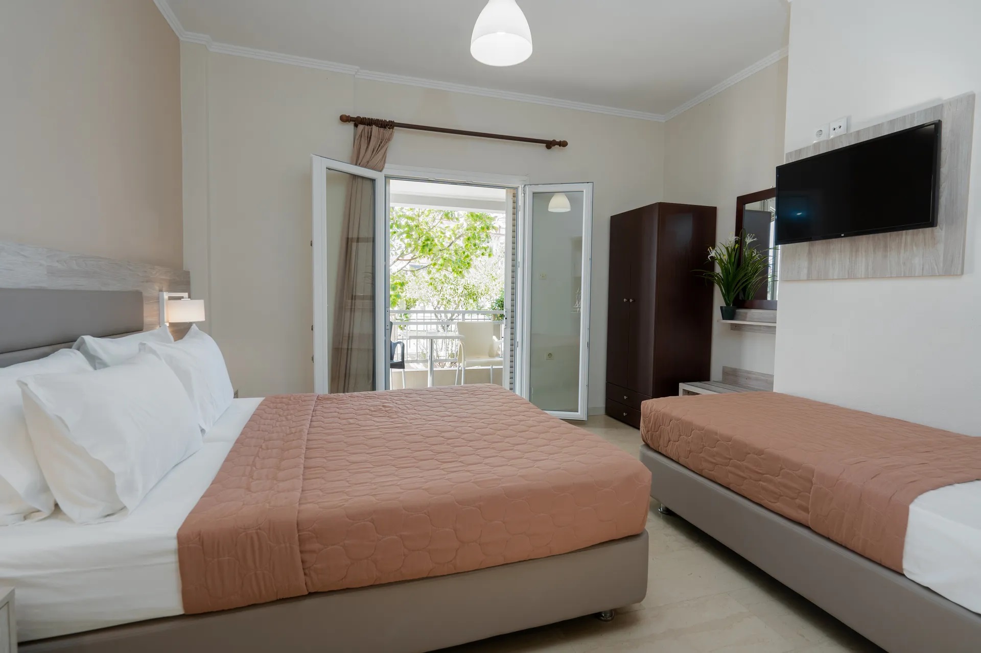 Grecolnn Classic Grekas Hotel-Apartman prizemlje.jpg