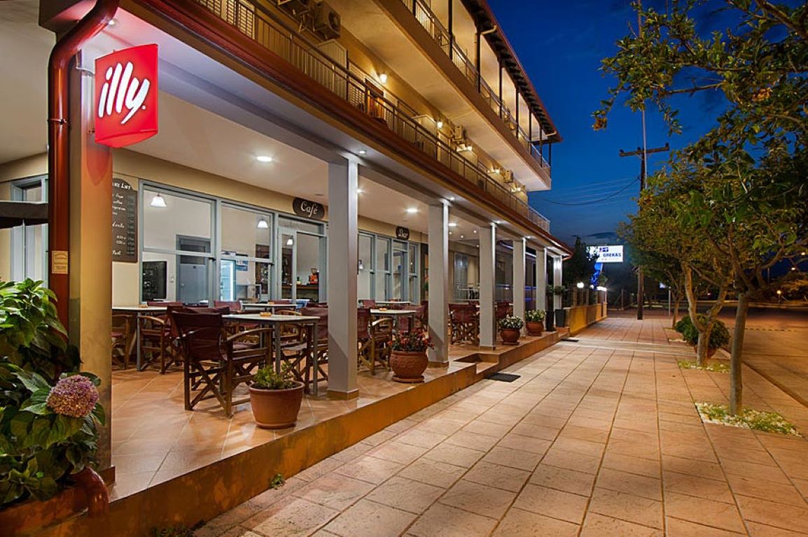 Grecolnn Classic Grekas Hotel-Kafe.jpg