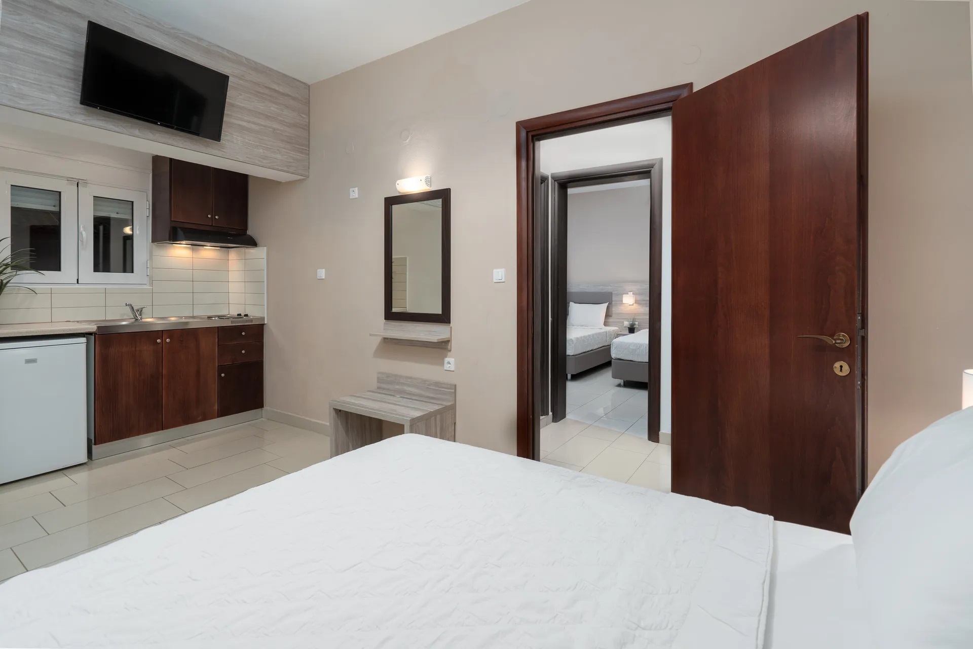 Grecolnn Classic Grekas Hotel-Porodicna soba.jpg