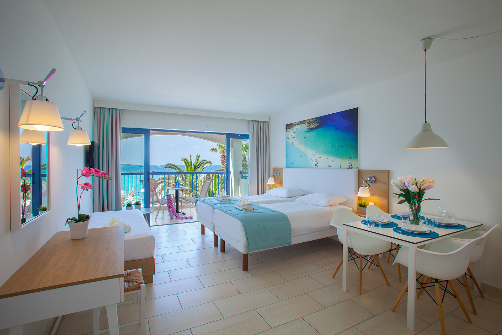 Hotel Nausicaa Beach-Superior studio pogled more.jpg