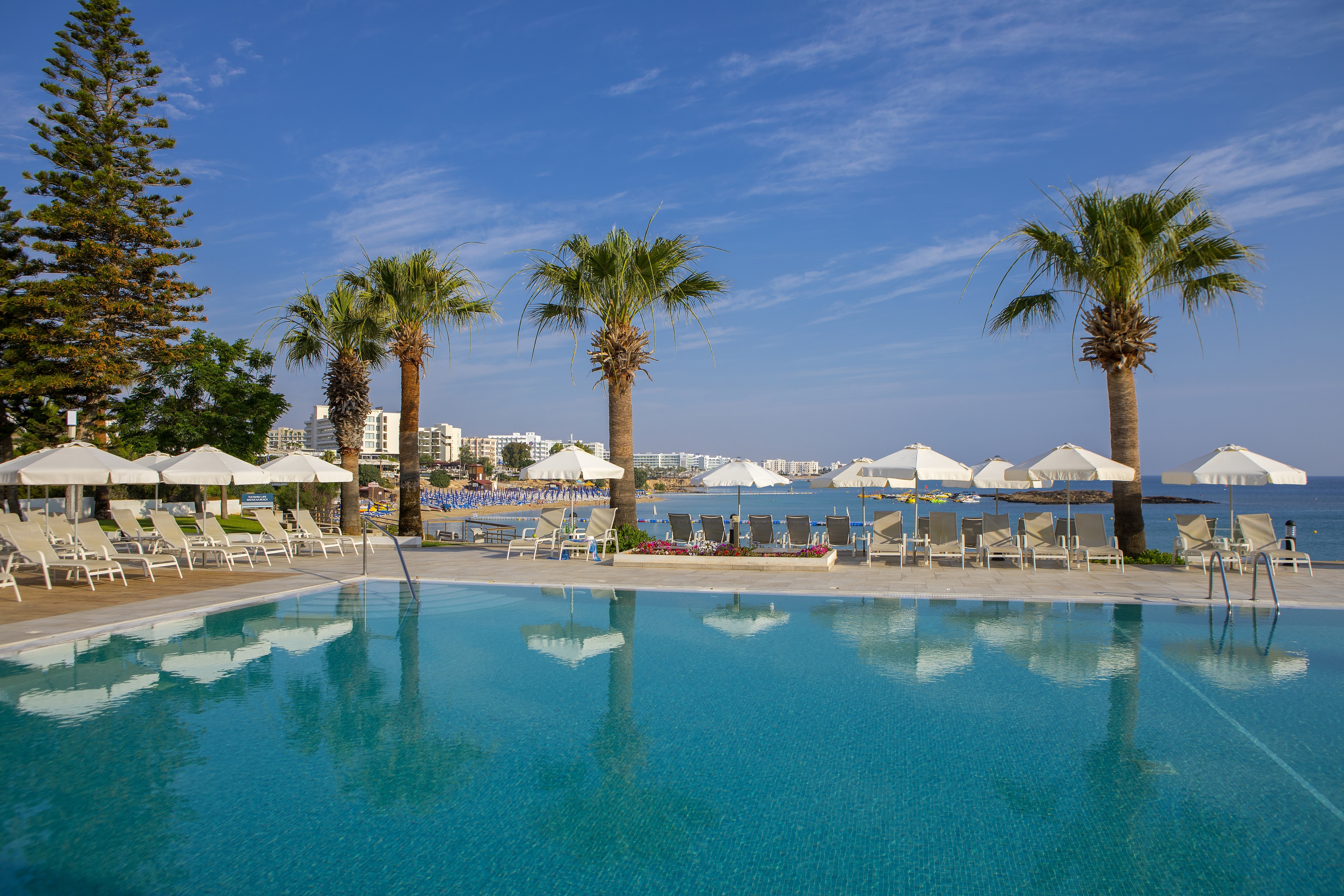 Nausicaa Beach-Bazen.jpg
