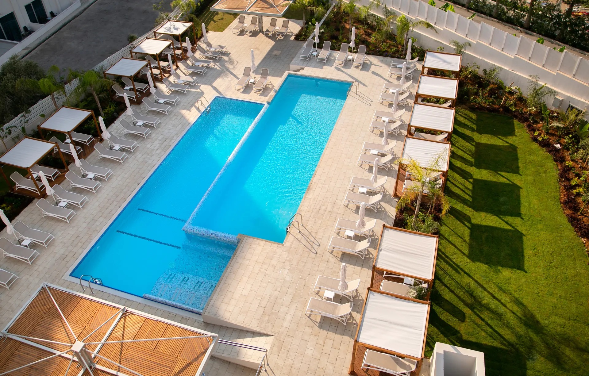 Vangelis Hotel & Suites-Bazeni.jpg