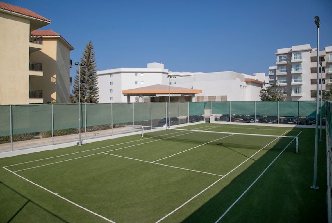 Vangelis Hotel & Suites-Teniski teren.jpg